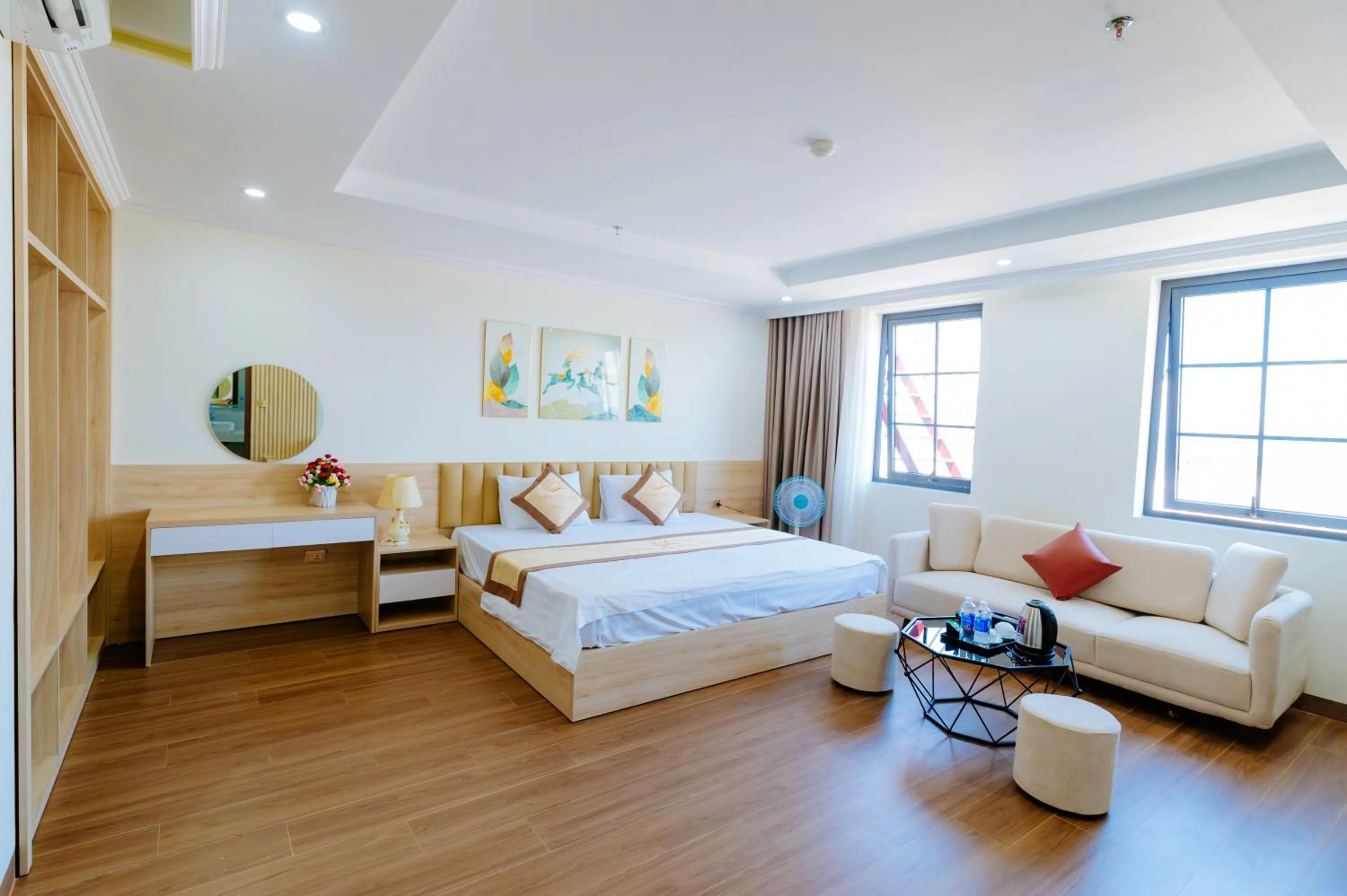 Bed in Sunshine Hạ Long Hotel