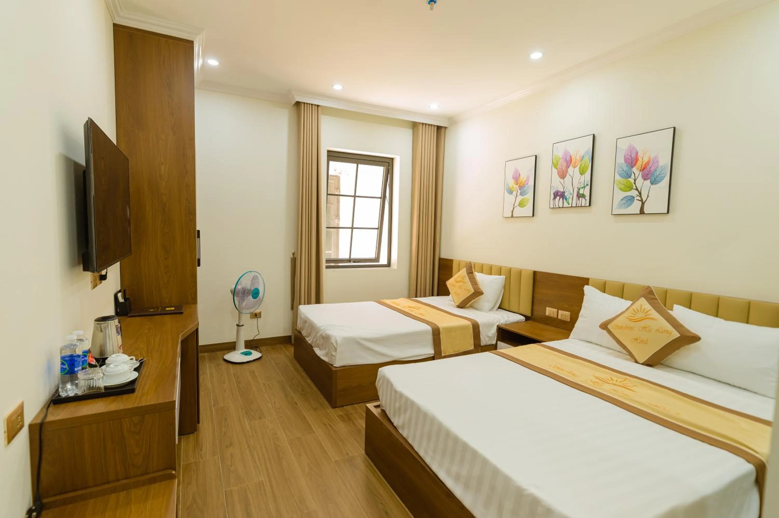 Bedroom, Bed in Sunshine Hạ Long Hotel