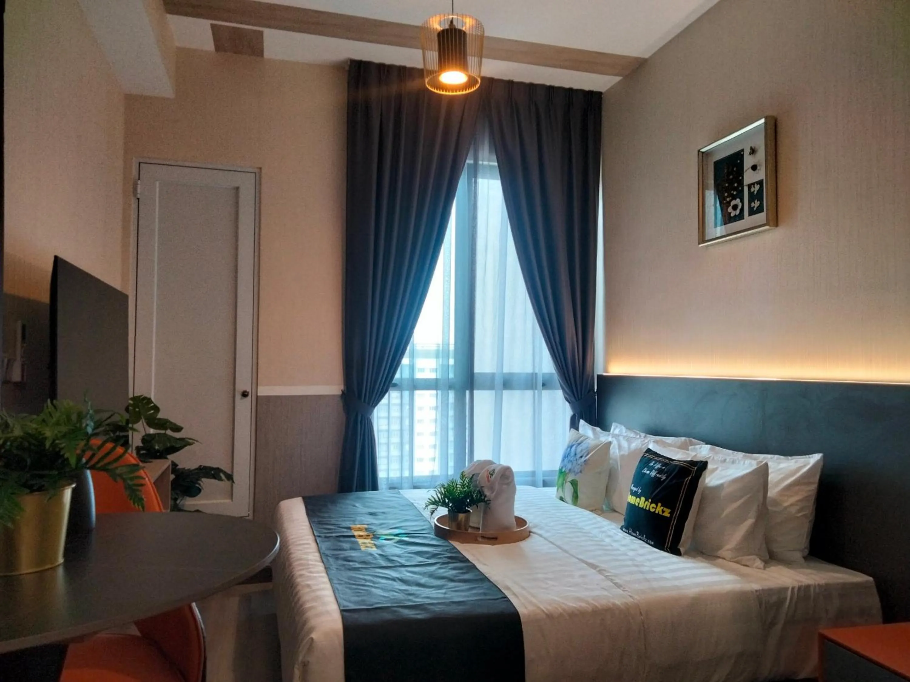 Bedroom, Bed in Cubic Botanical Suites Bangsar South by HomeBrickz