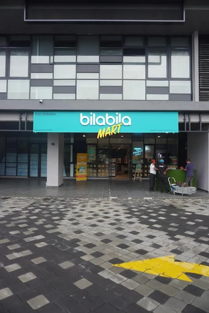 Supermarket/grocery shop in Cubic Botanical Suites Bangsar South by HomeBrickz