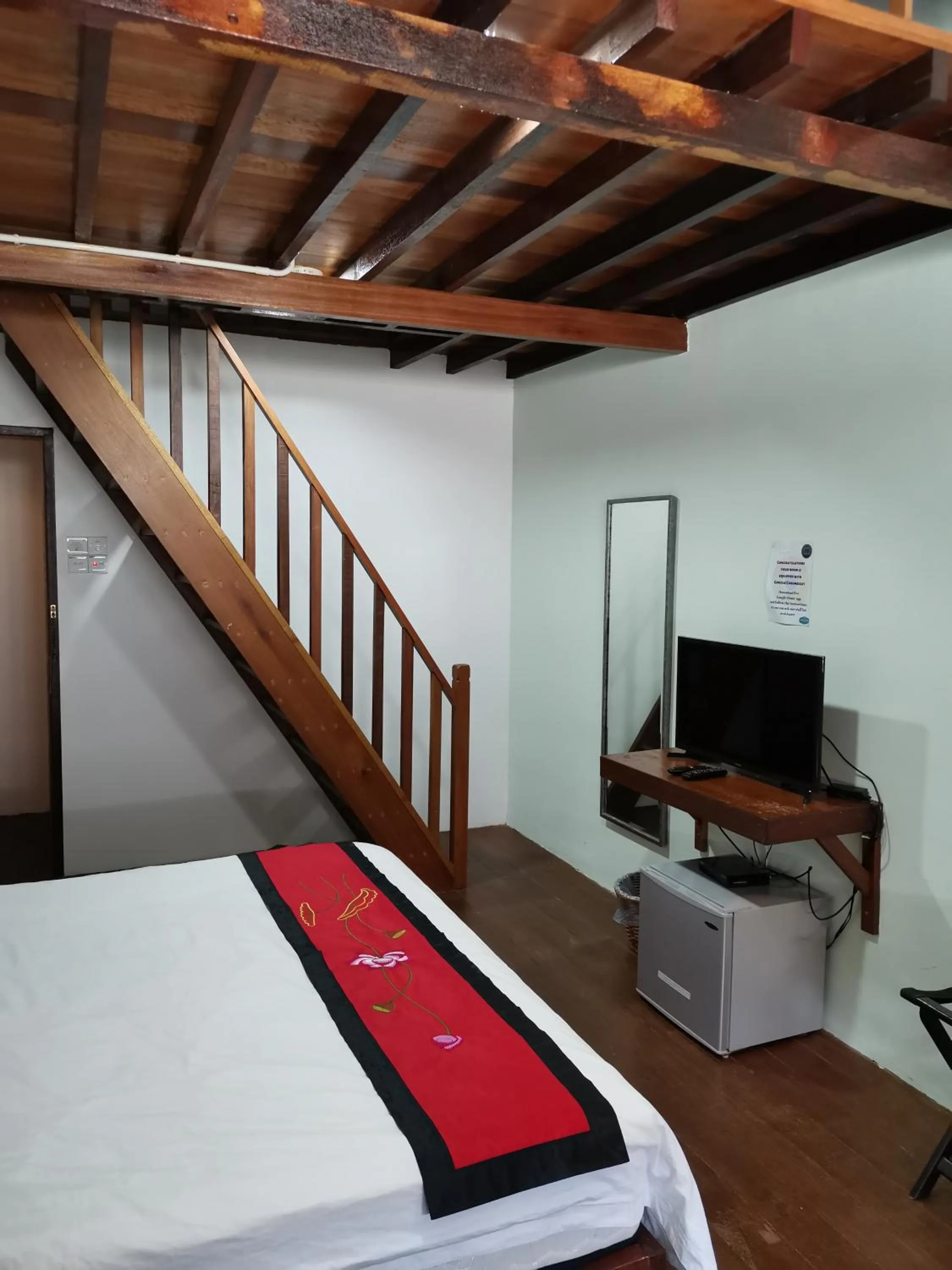 Bed in RANGOON RESIDENCES +