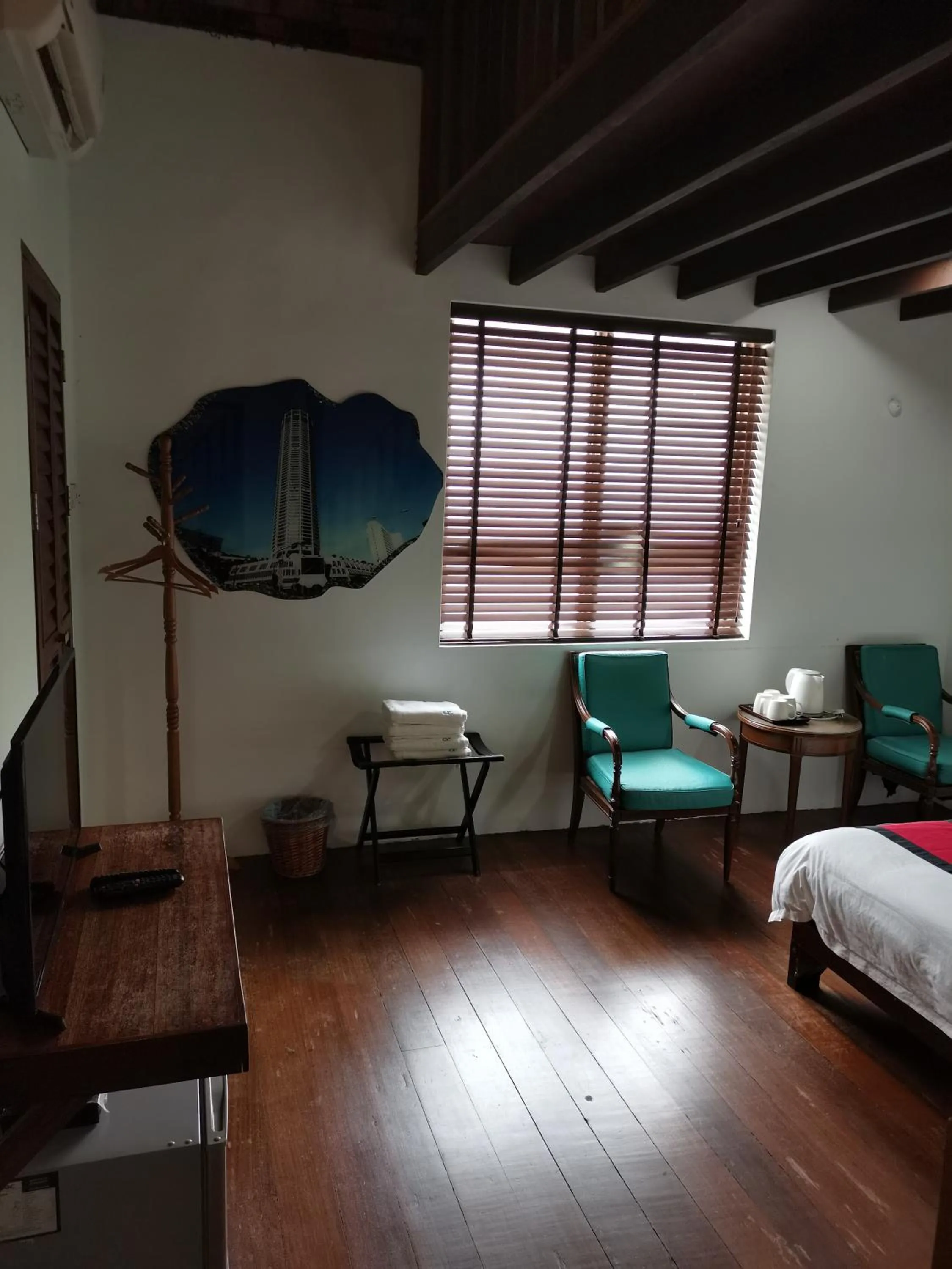 Bed in RANGOON RESIDENCES +