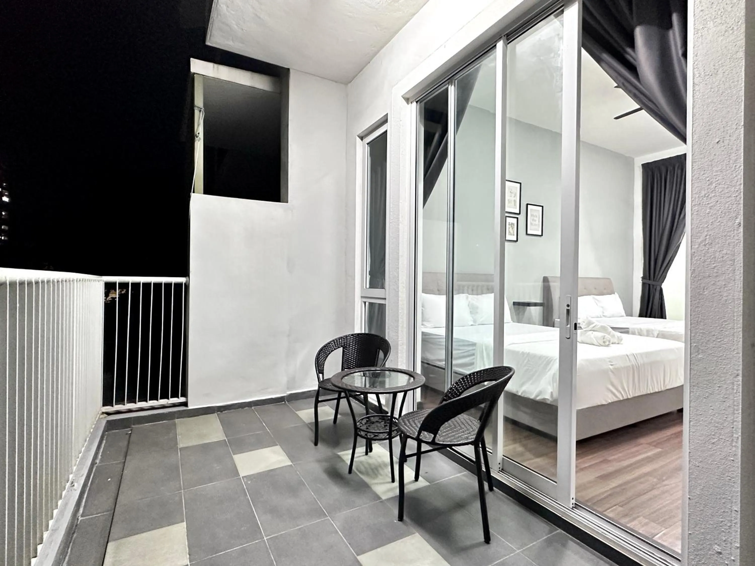 Bed in Queen’s Villa for 28Pax @Central of Penang