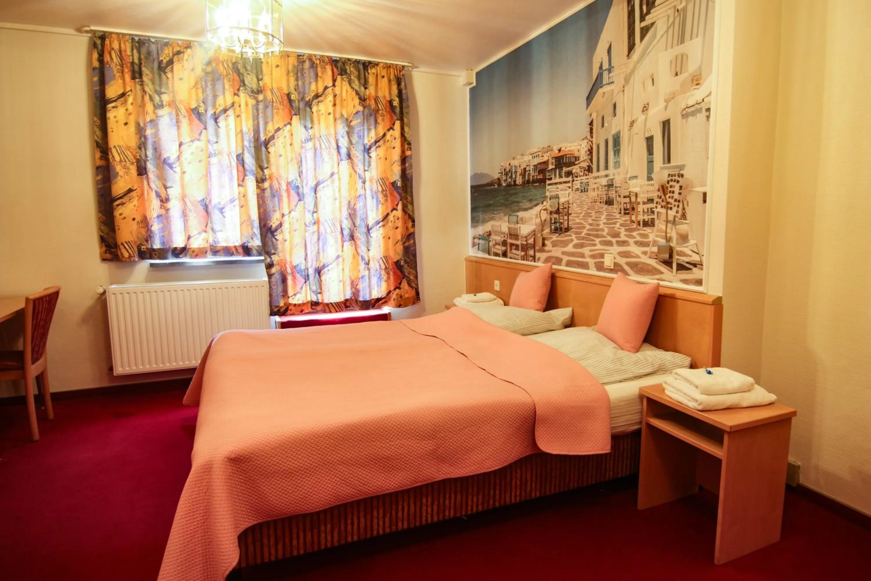 Bed in Hotel Strand-Café