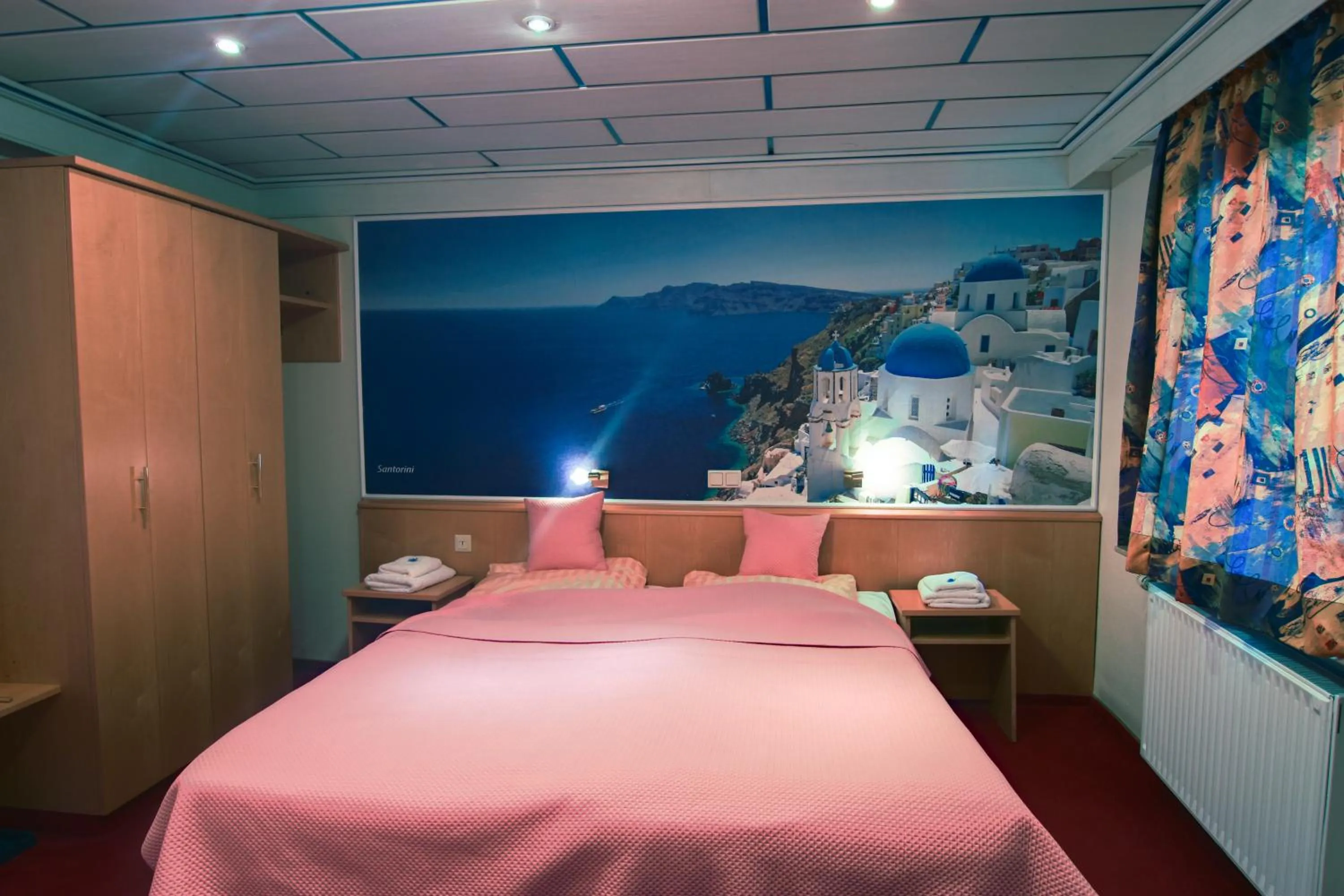 Bed in Hotel Strand-Café