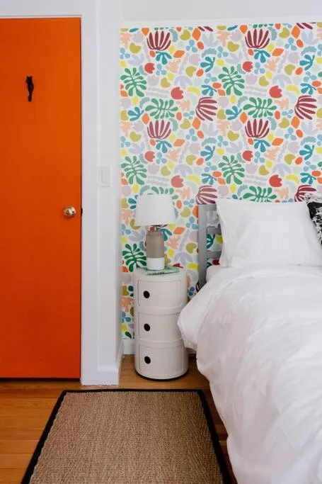 Bedroom, Bed in The Norsdale plus CMYK Motel on 10 acres in Phoenicia