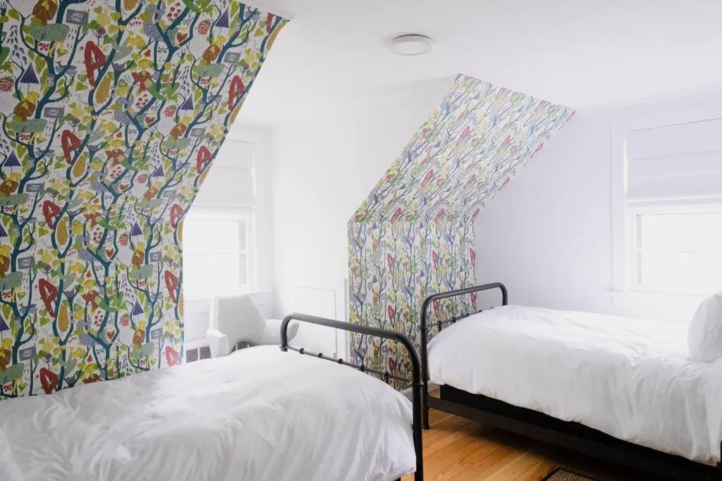 Bedroom, Bed in The Norsdale plus CMYK Motel on 10 acres in Phoenicia