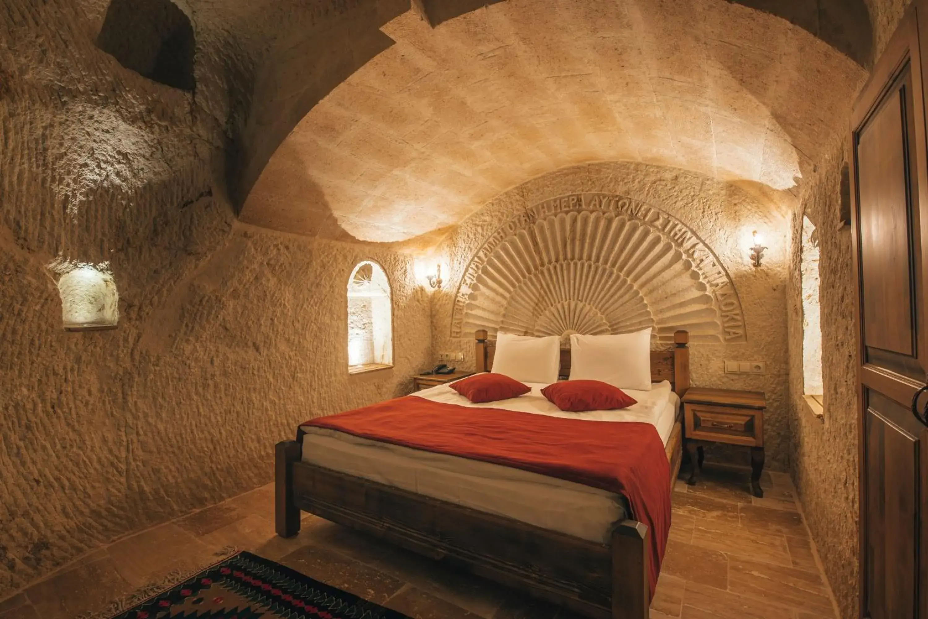 Deluxe King Suite in Lagania In Cave Deluxe King Suite in Lagania In Cave