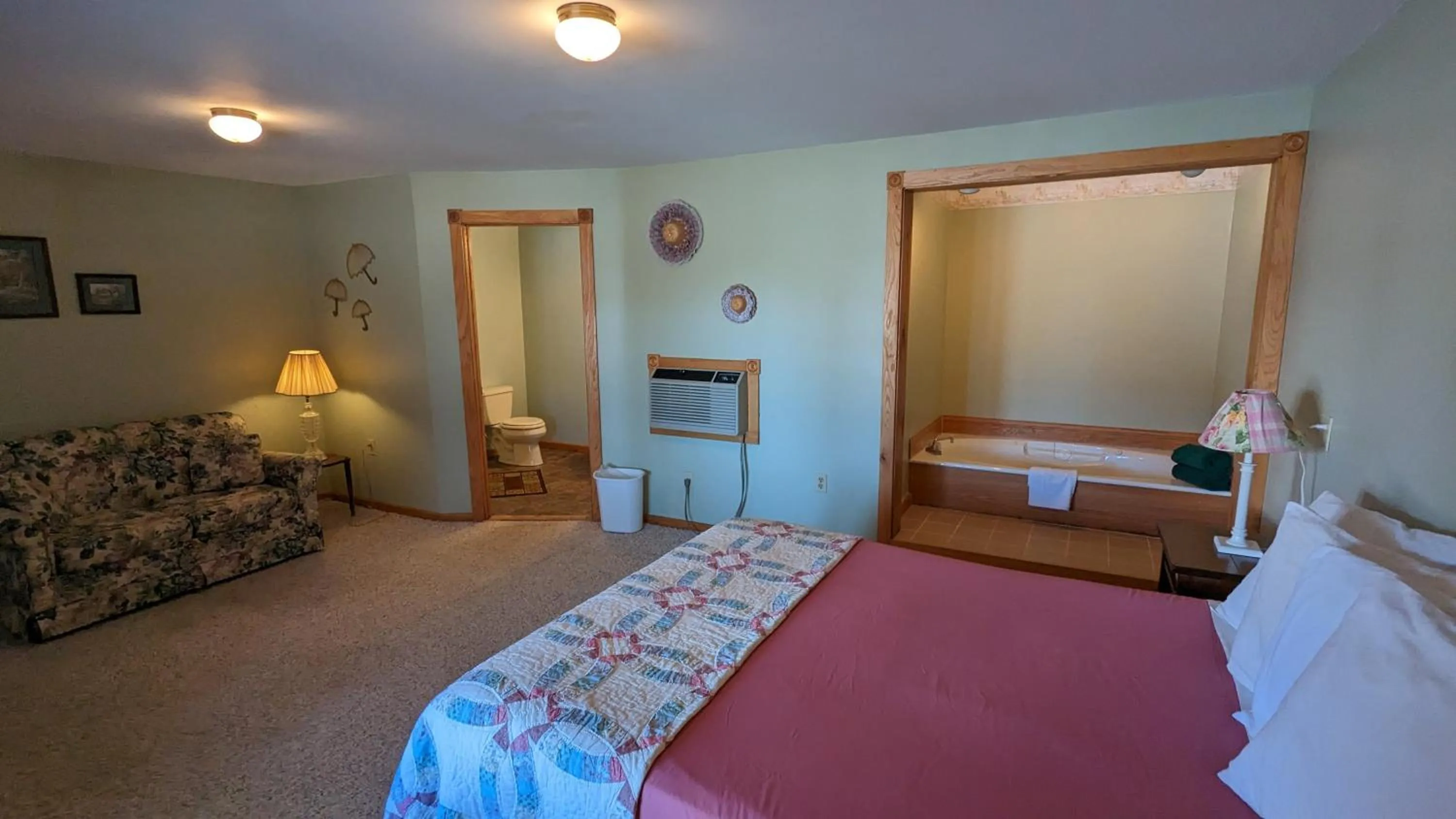 Photo of the whole room, Bed in The Nova Motel