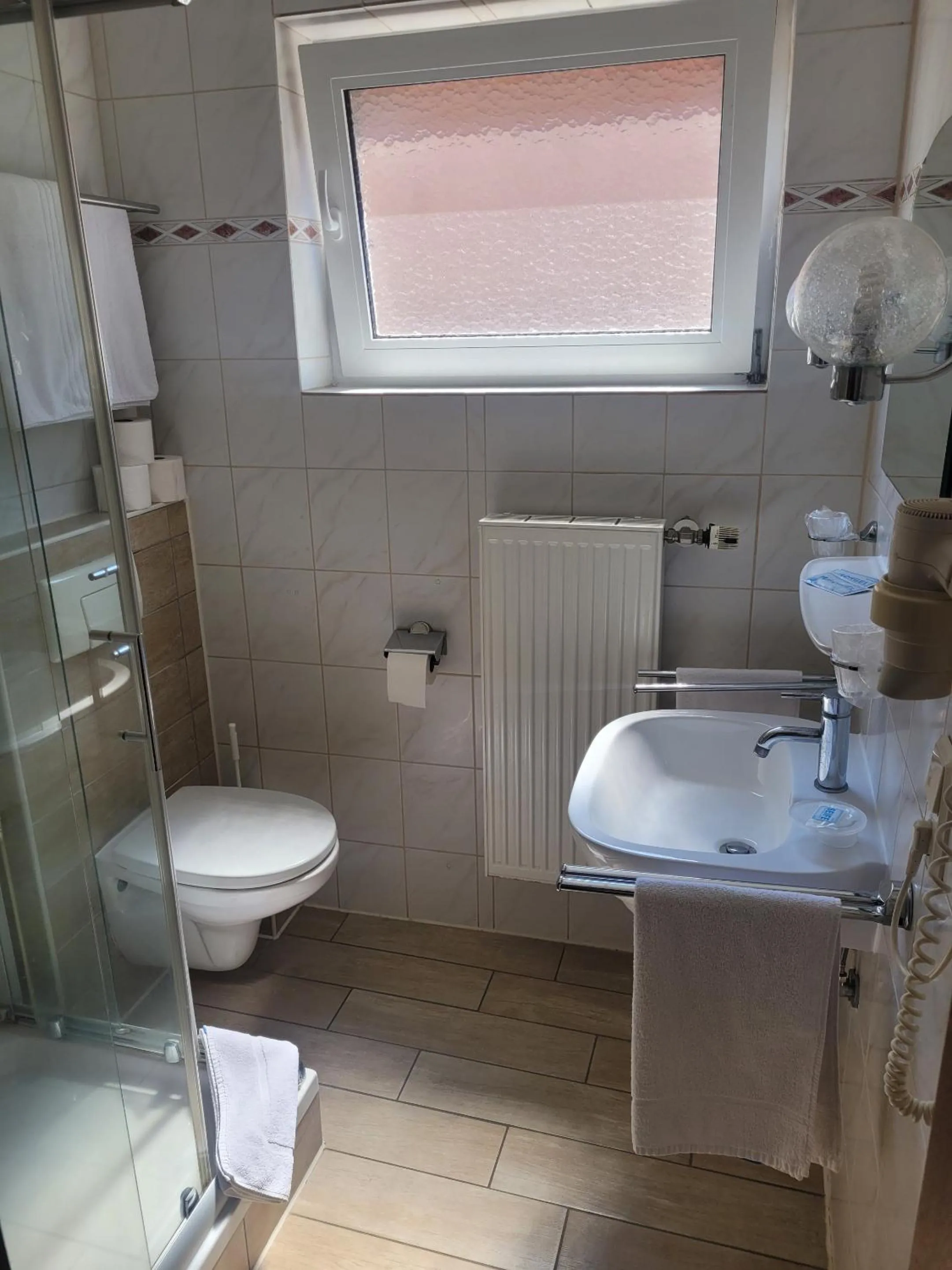 Bathroom in Ems-Hotel