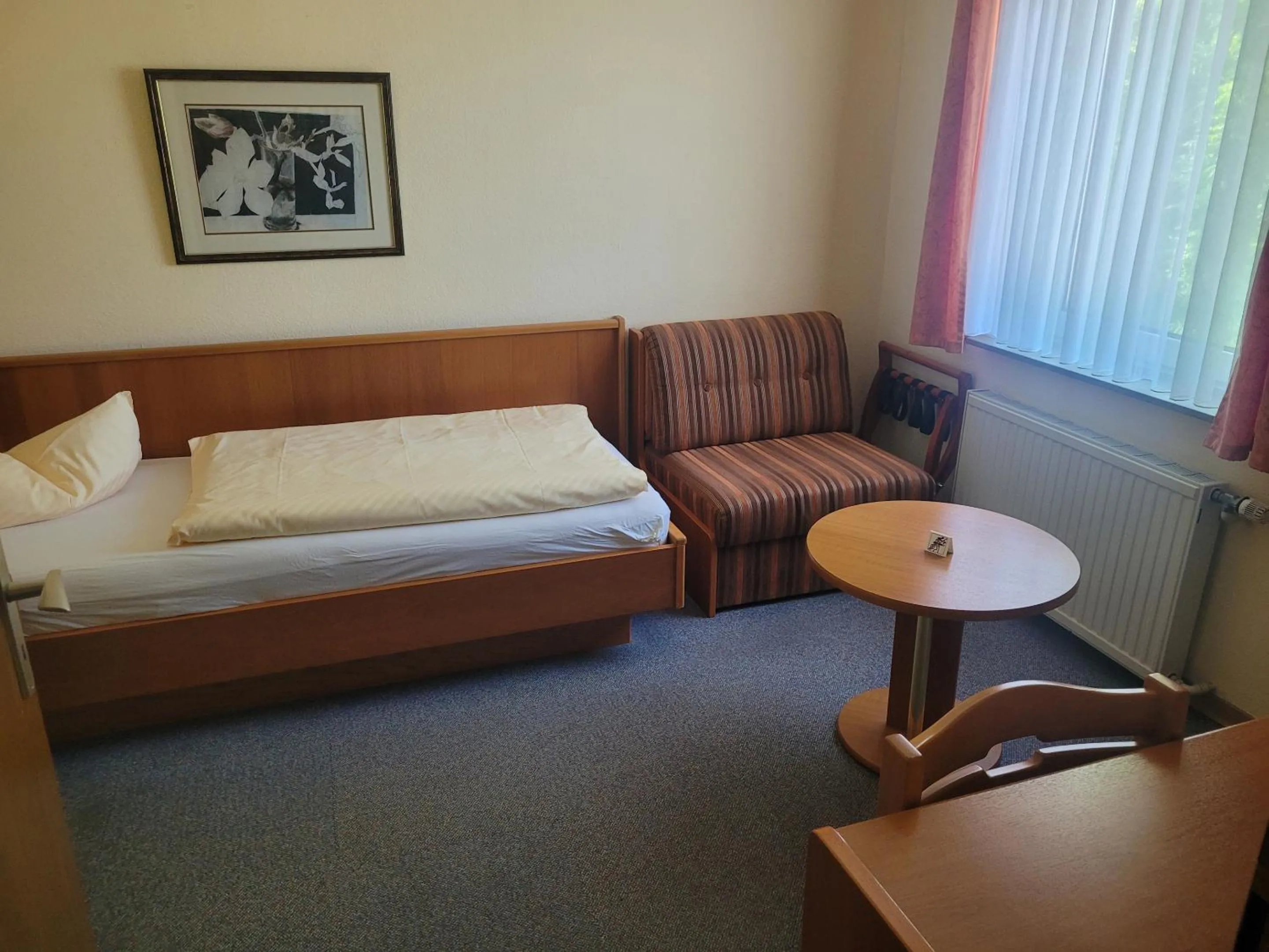 Bedroom, Bed in Ems-Hotel