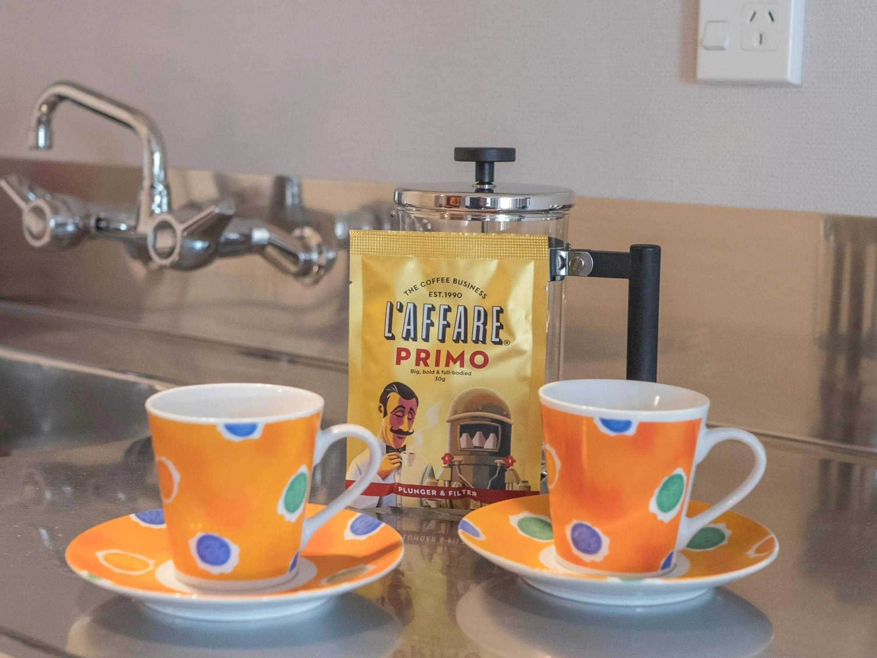 Coffee/tea facilities in Cedar Lodge Motel