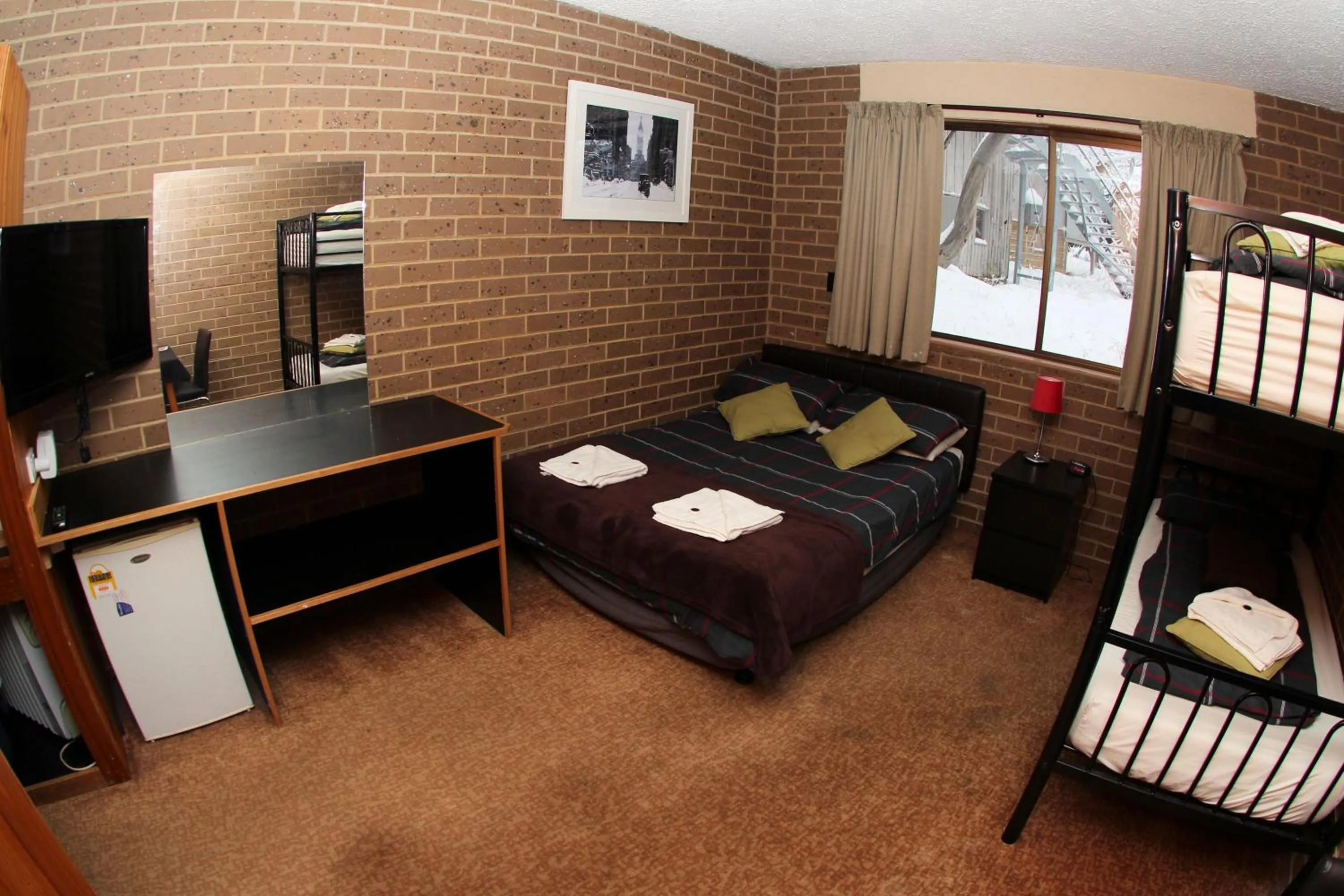 Bed in Alpine Retreat Mt Buller