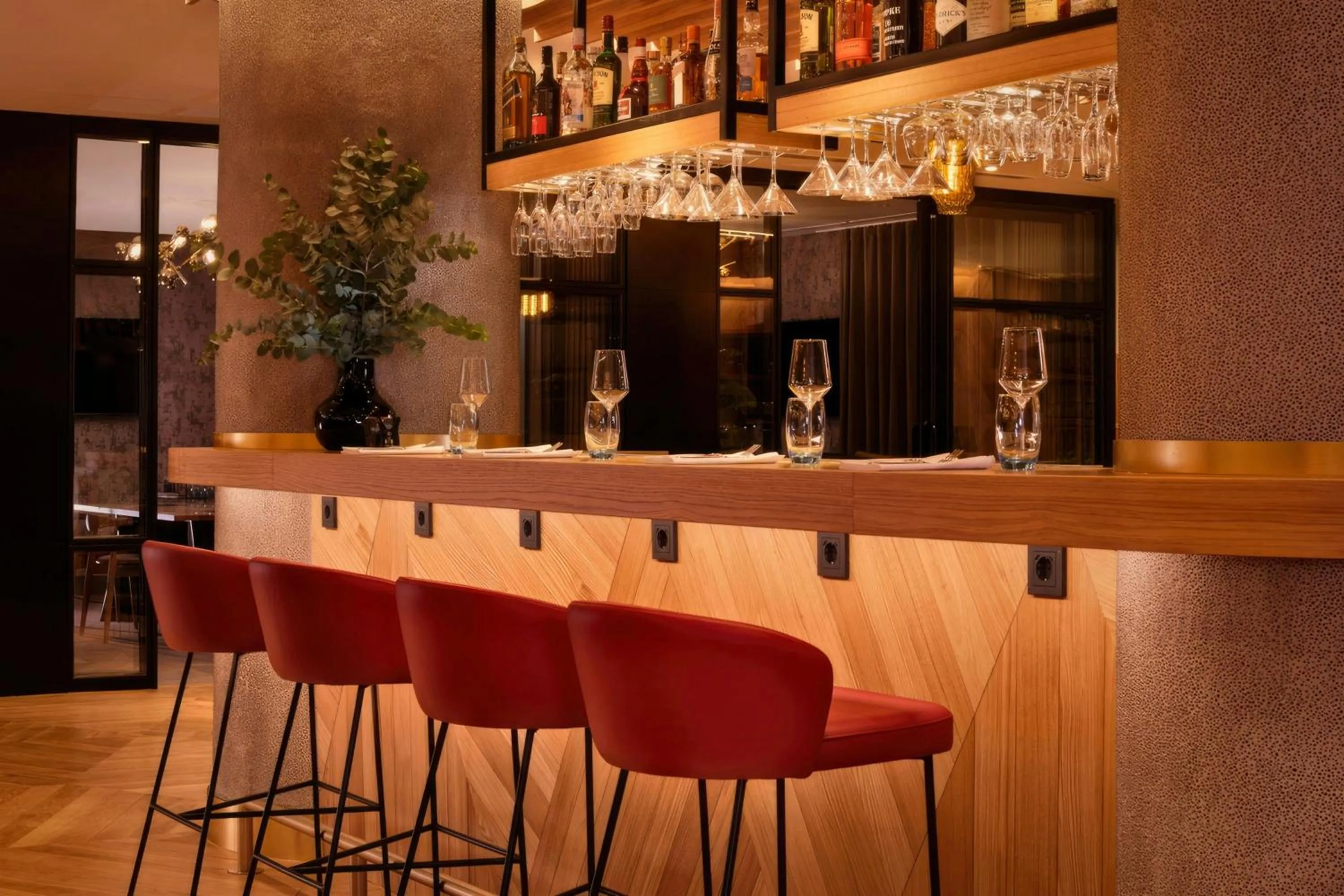 Restaurant/places to eat in Sheraton Amsterdam Airport Hotel and Conference Center