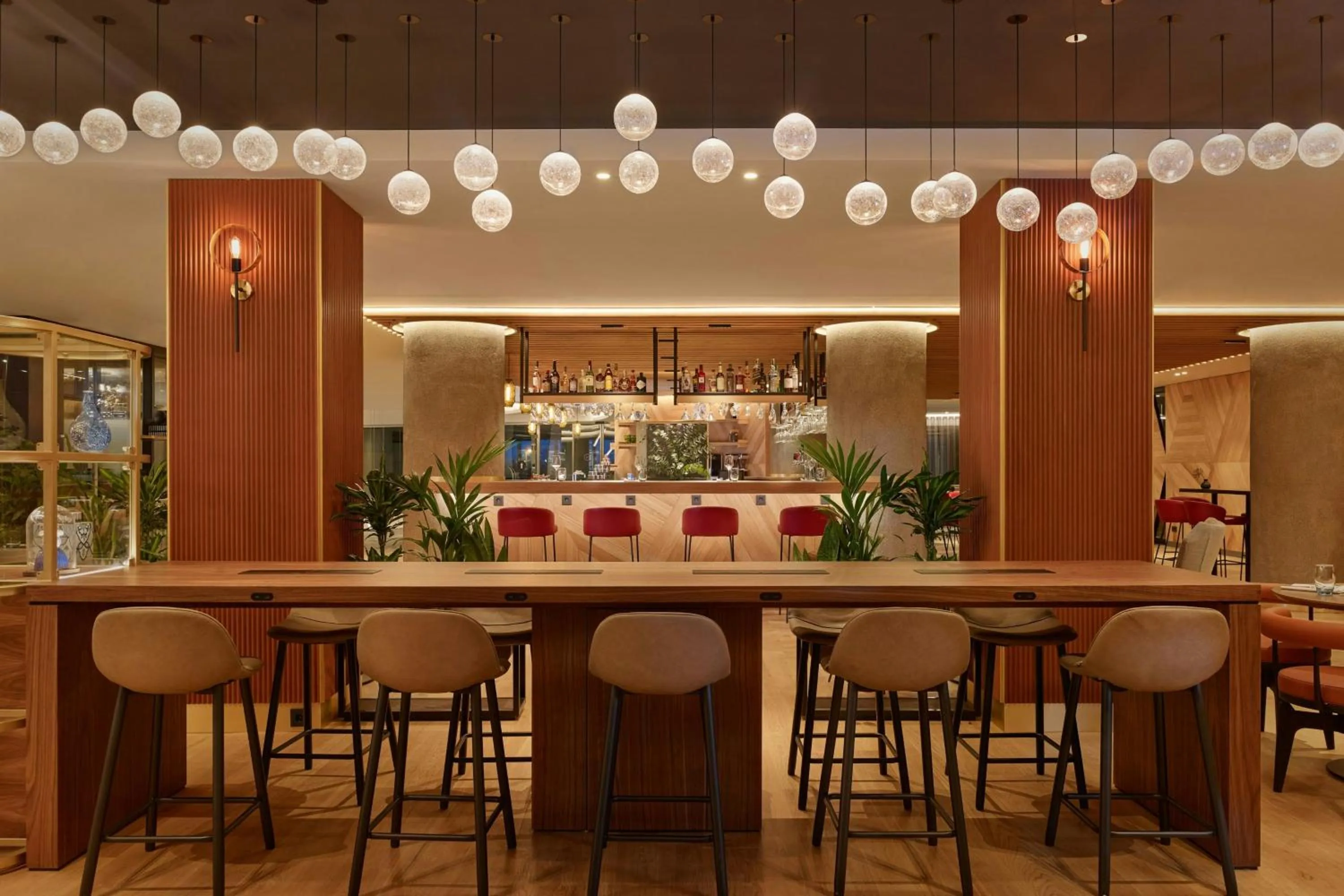 Lounge or bar in Sheraton Amsterdam Airport Hotel and Conference Center