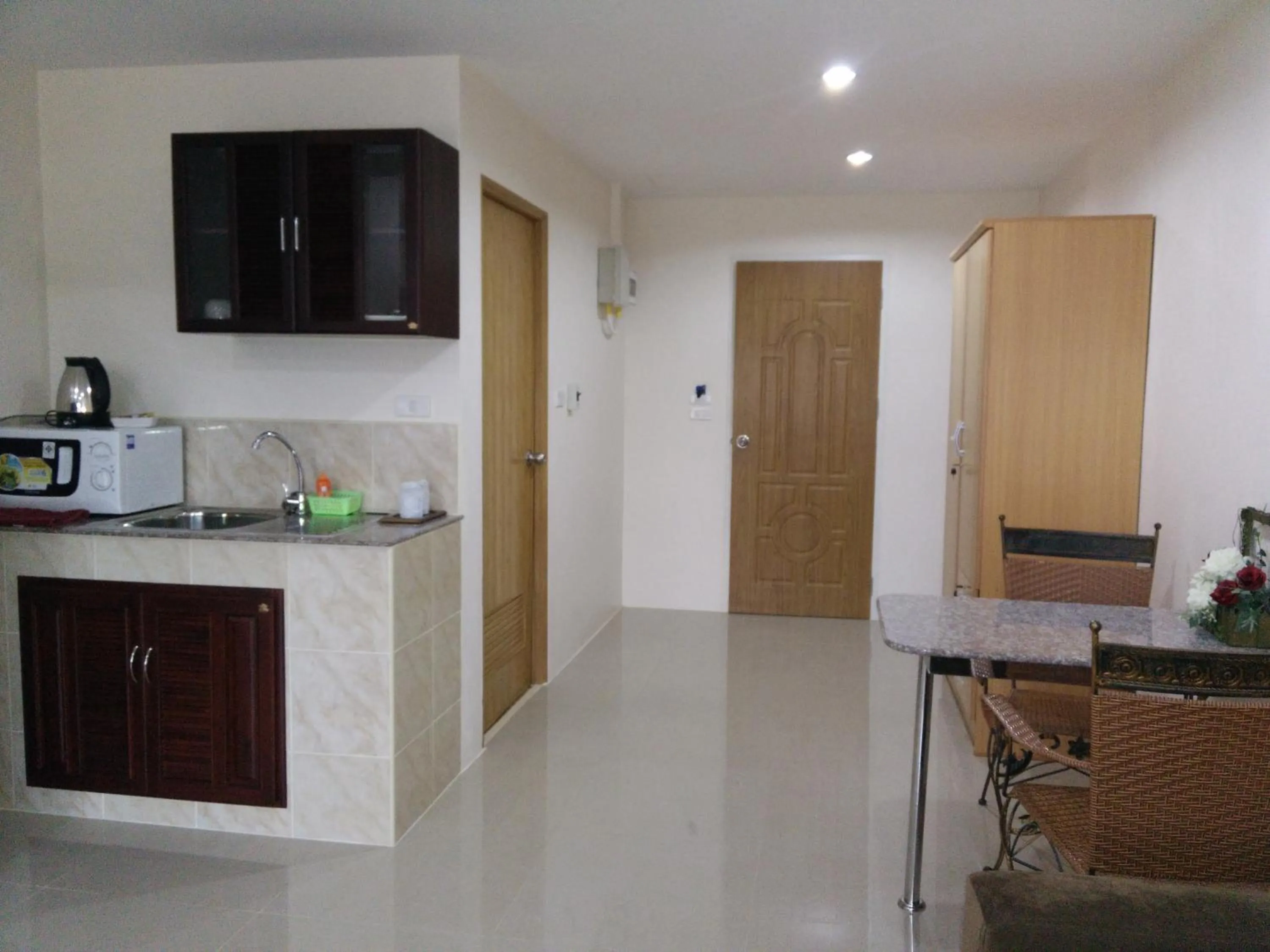 Kitchen or kitchenette in Dream Boutique Hotel