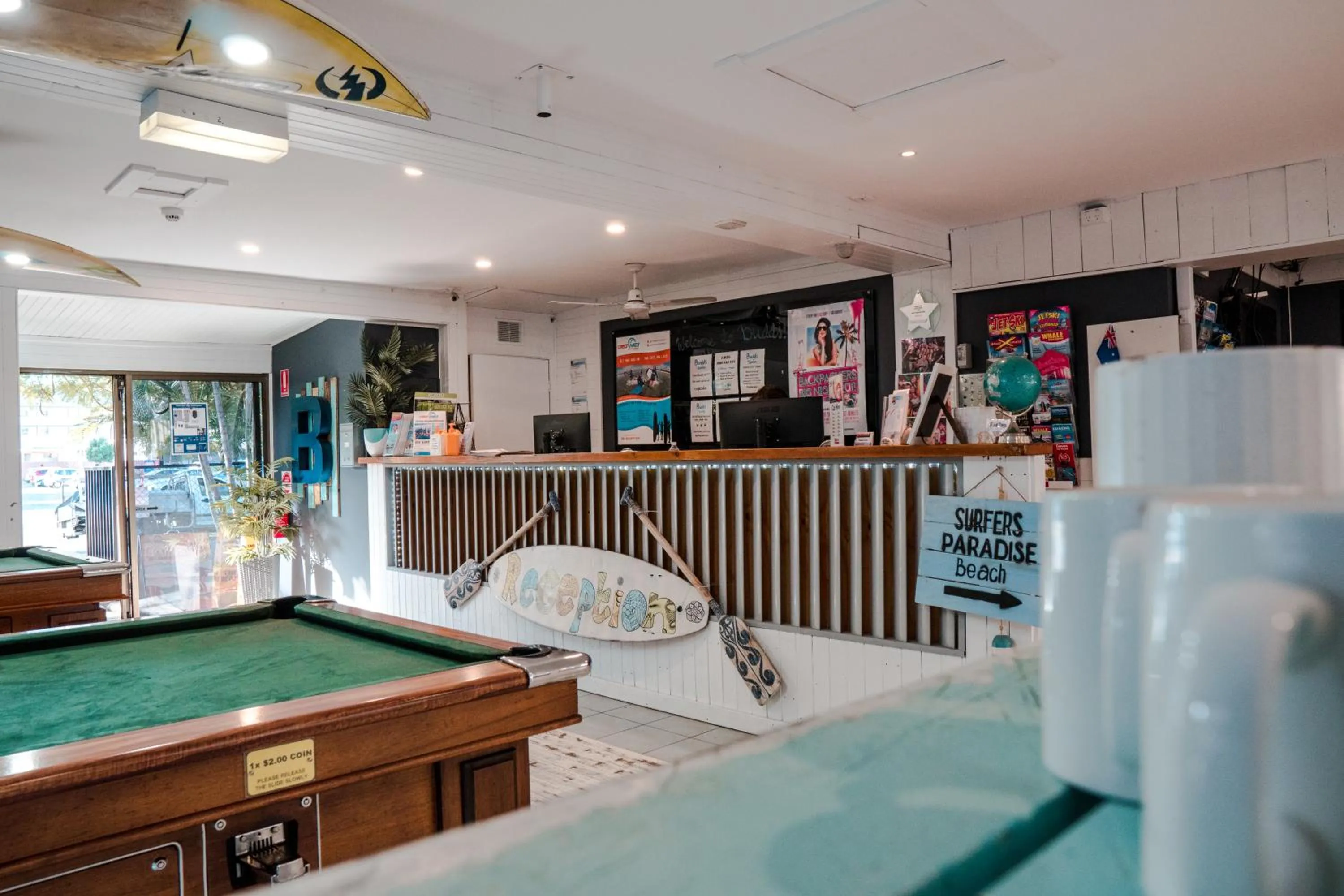 Lobby or reception in Budds In Surfers Backpackers