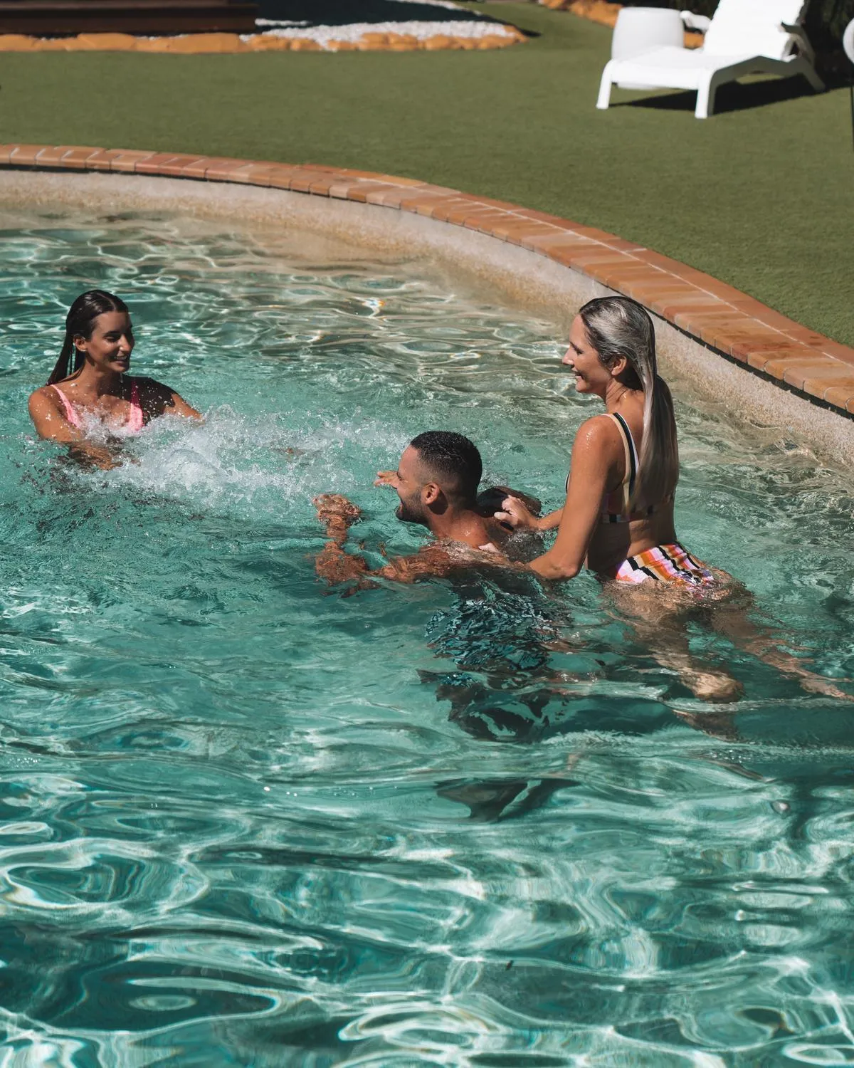 Swimming pool in Budds In Surfers Backpackers