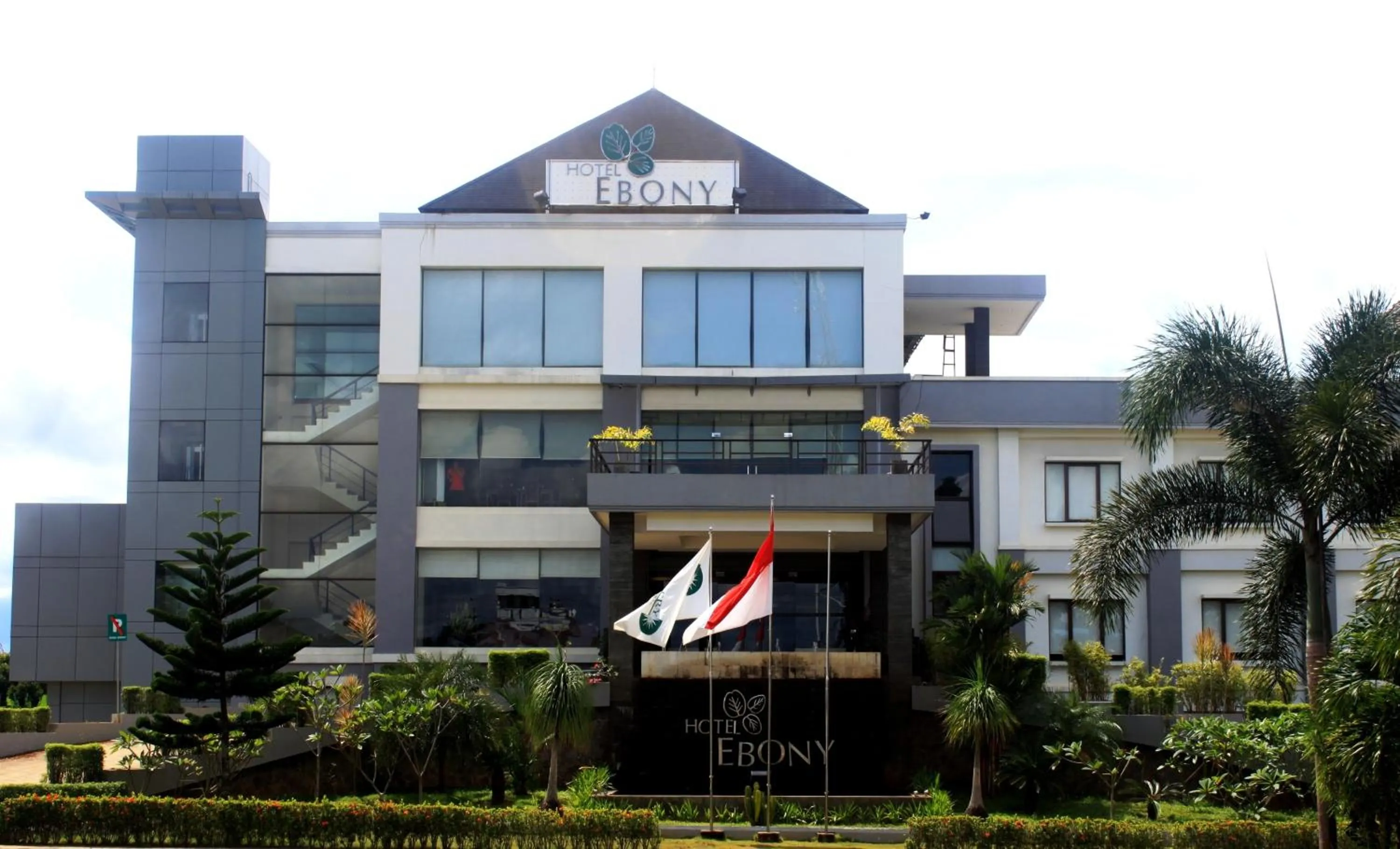 Facade/entrance in Hotel Ebony Batulicin