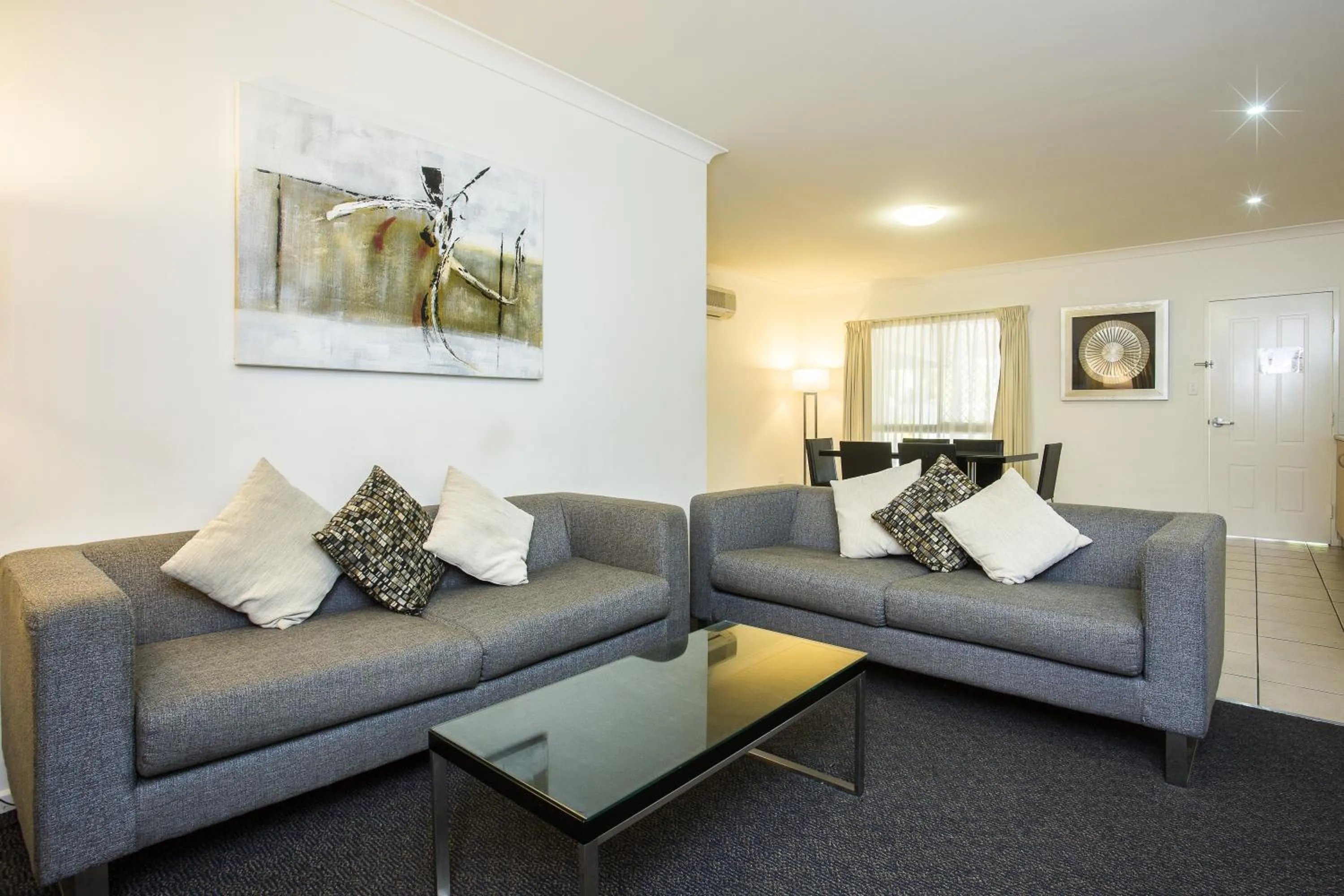 Living room in Coral Cay Resort