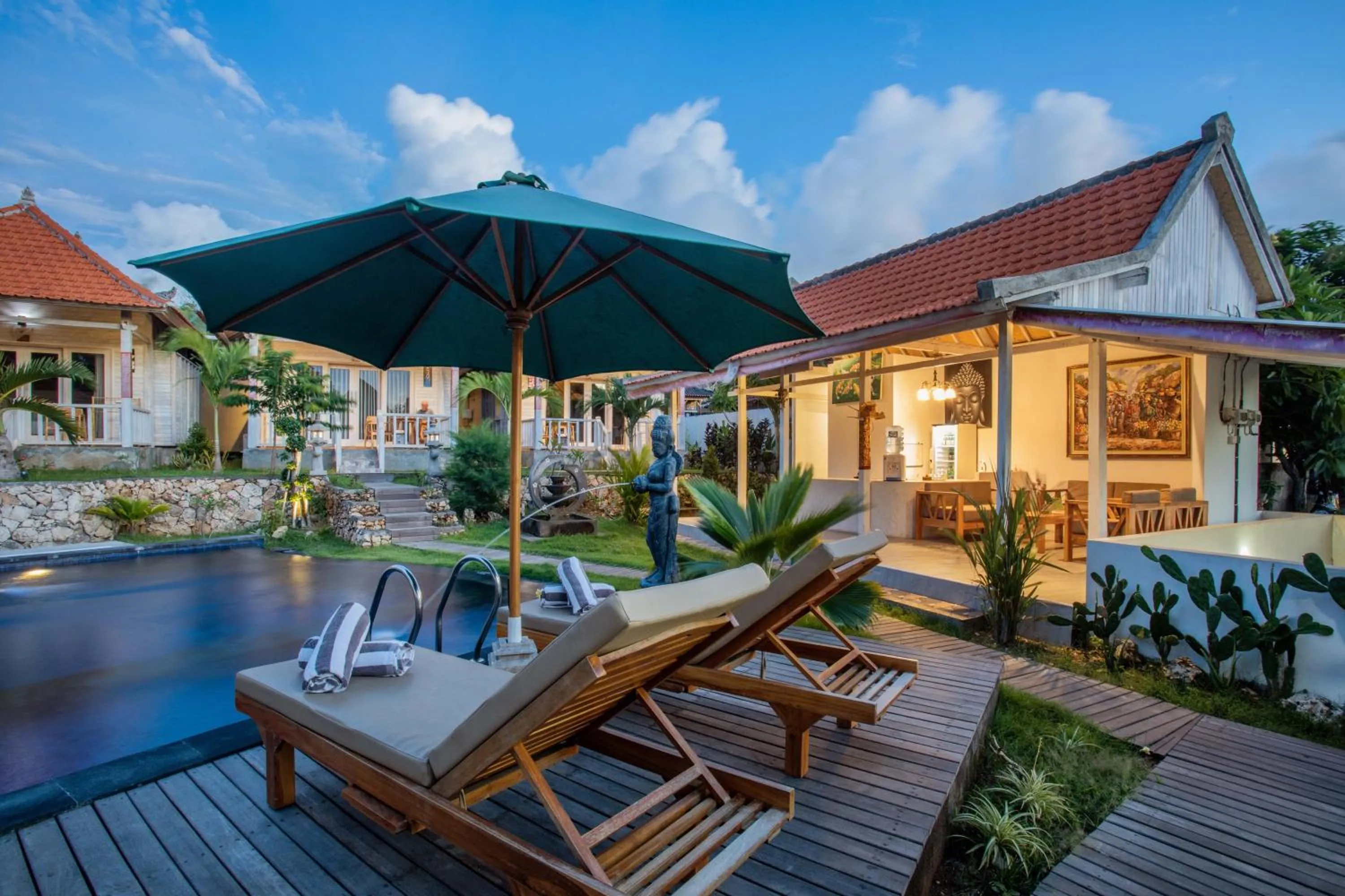 sunbed in Blue Sky Villa Ceningan