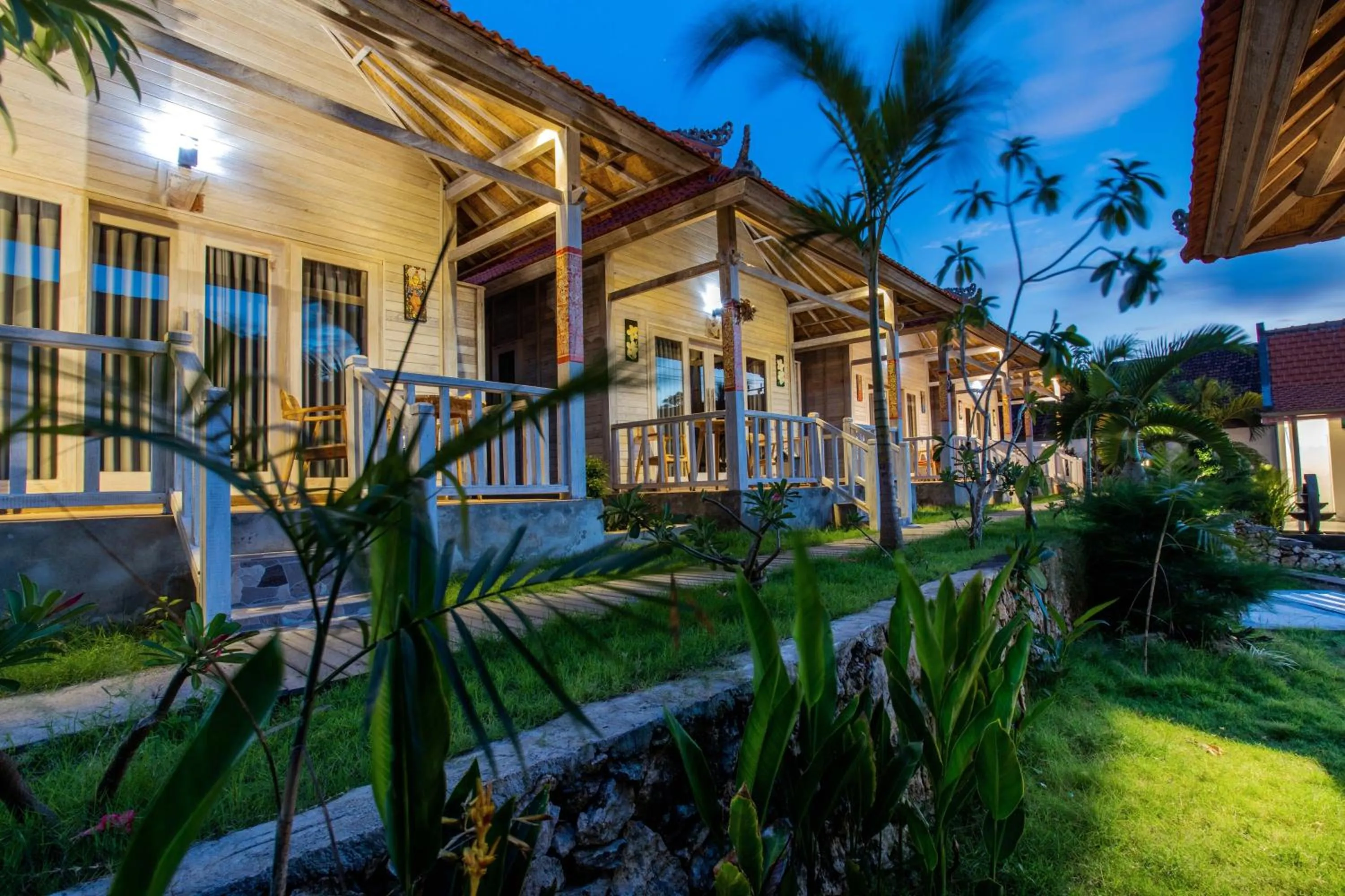 Property building in Blue Sky Villa Ceningan