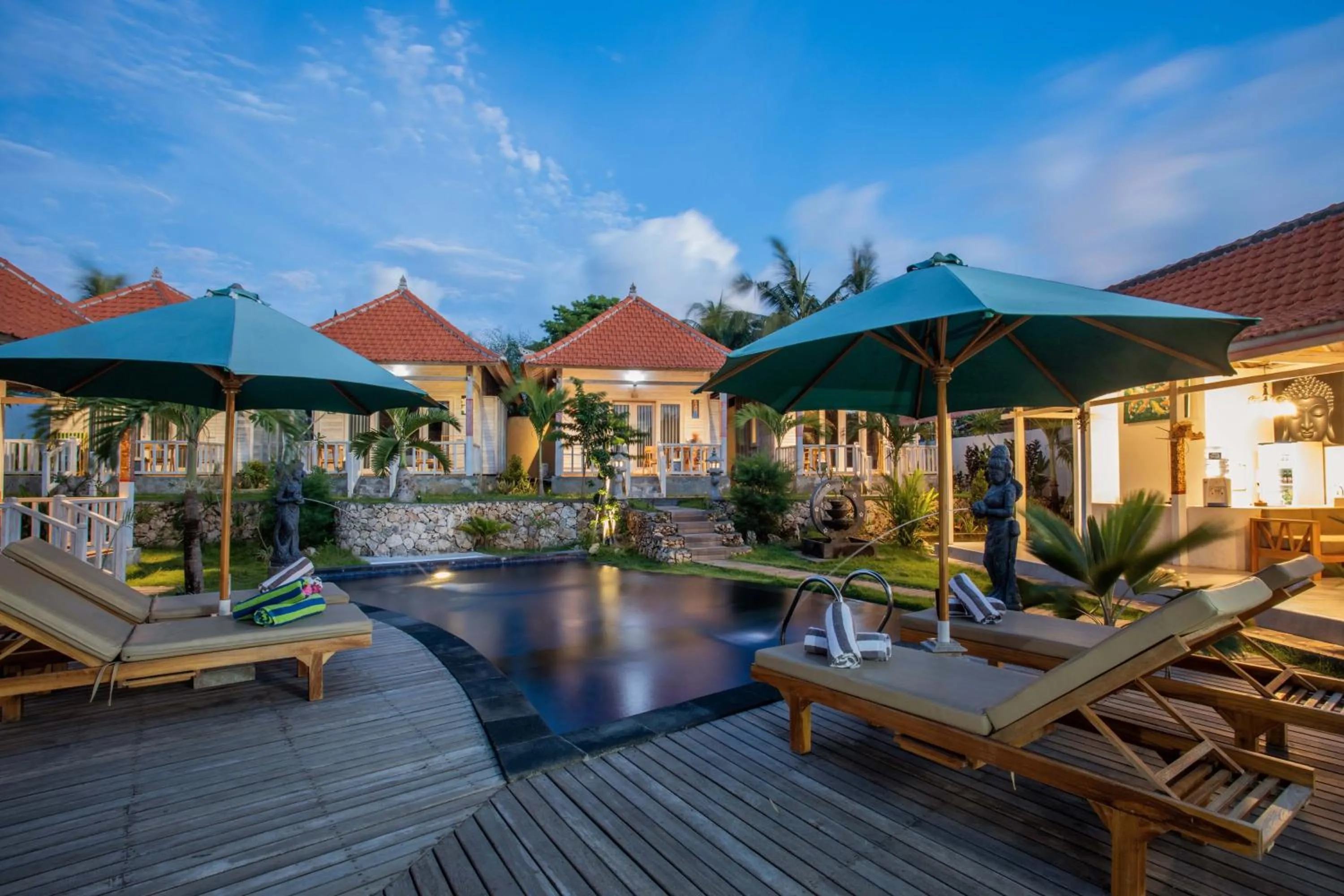 sunbed in Blue Sky Villa Ceningan