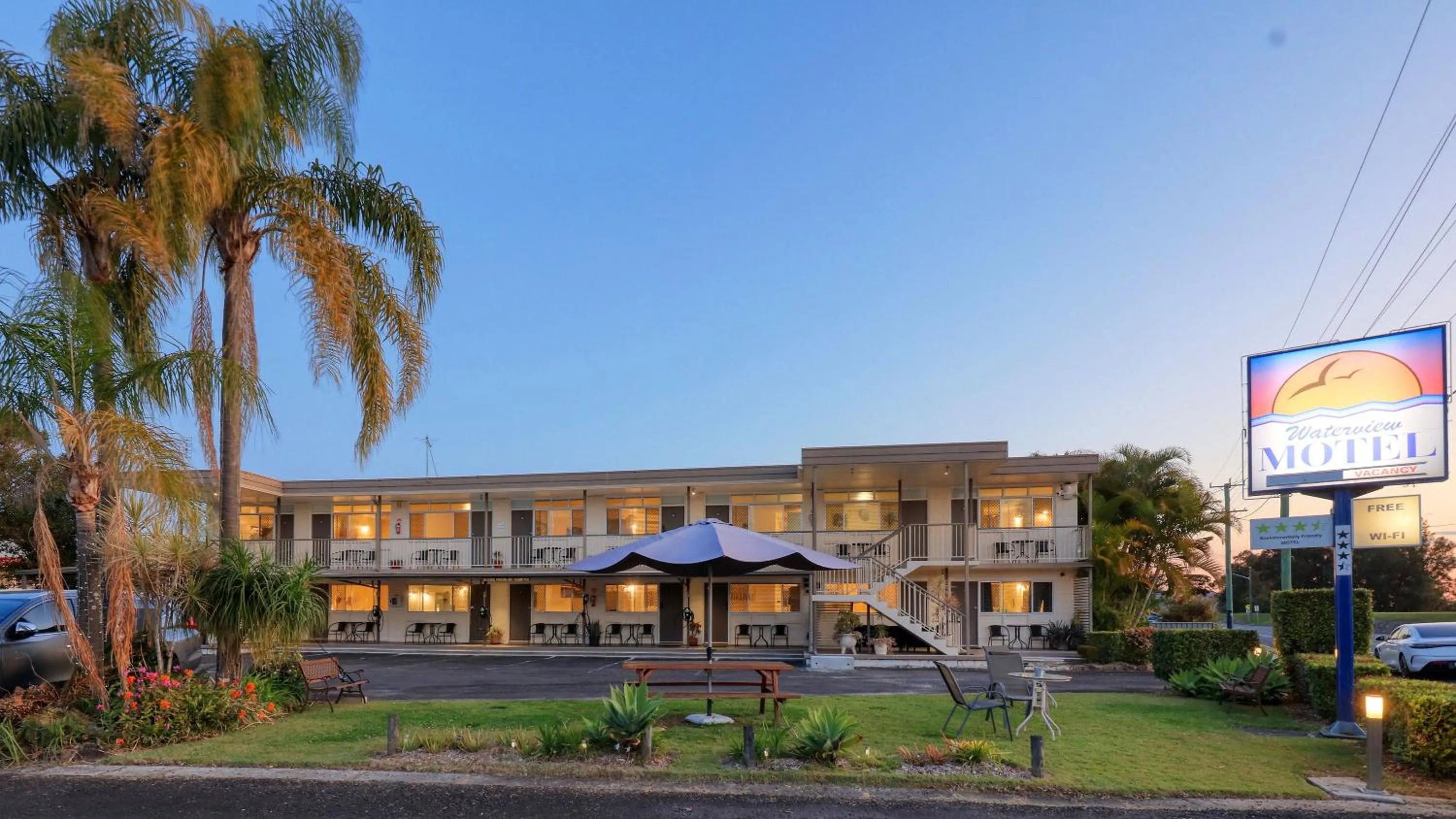 Property building in Waterview Motel Maclean