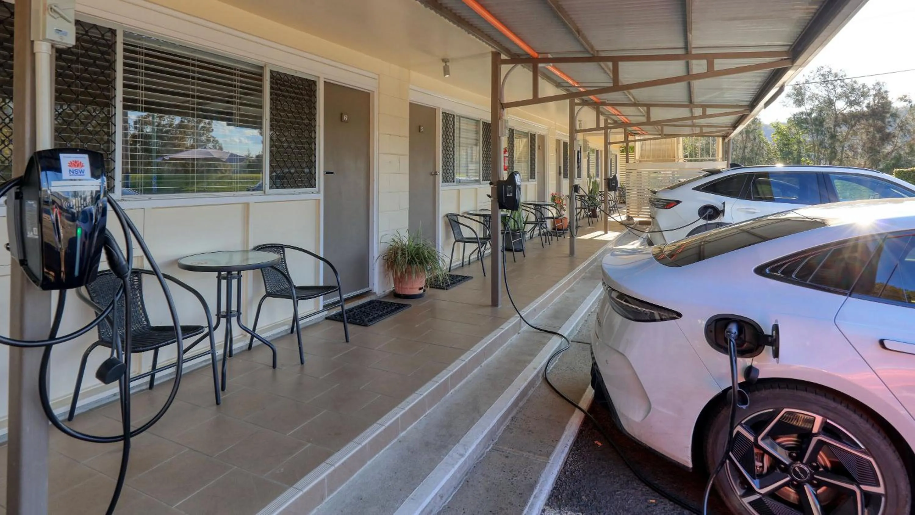 Parking in Waterview Motel Maclean