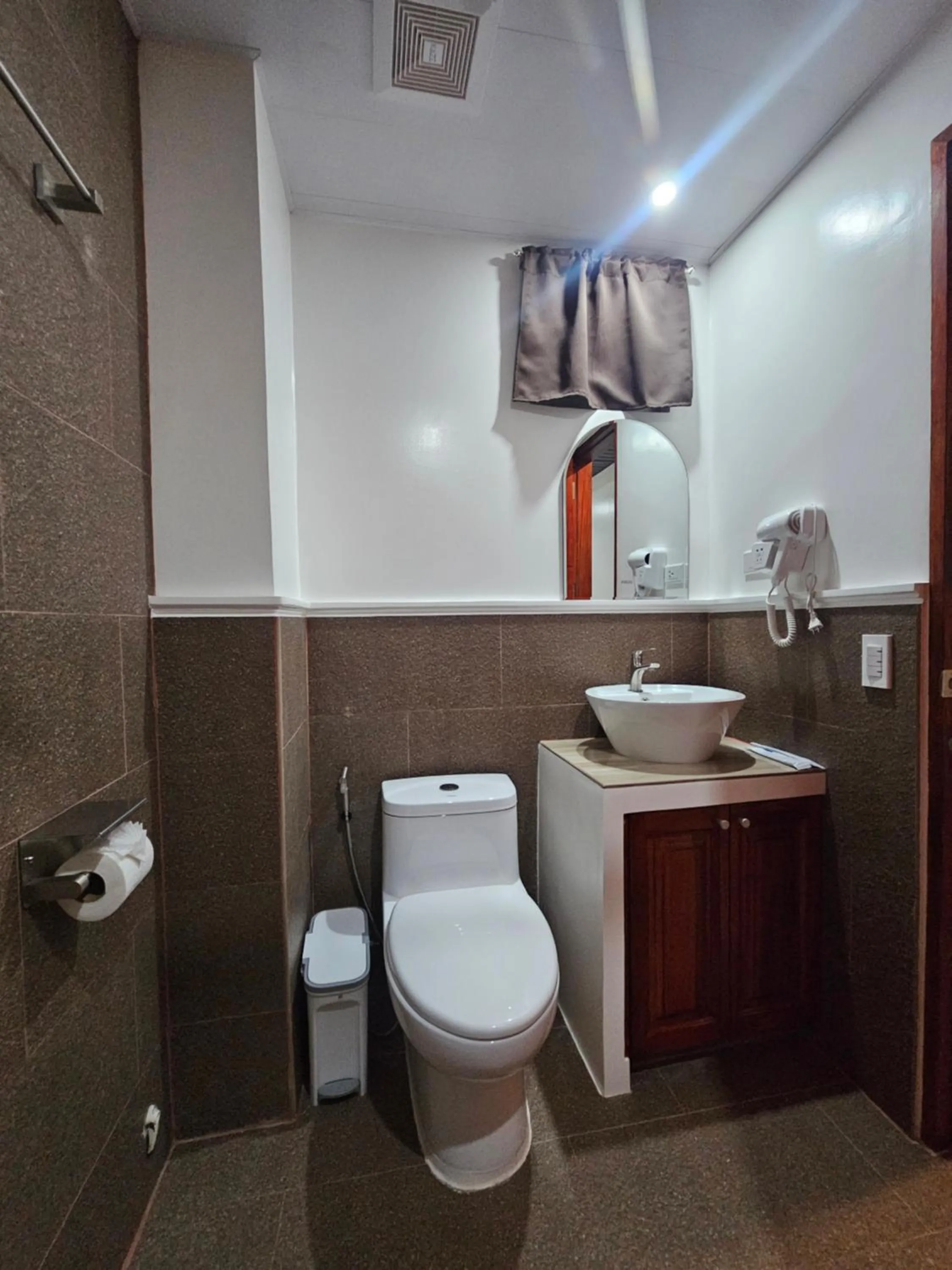 Toilet in Cocoloco Beach Resort