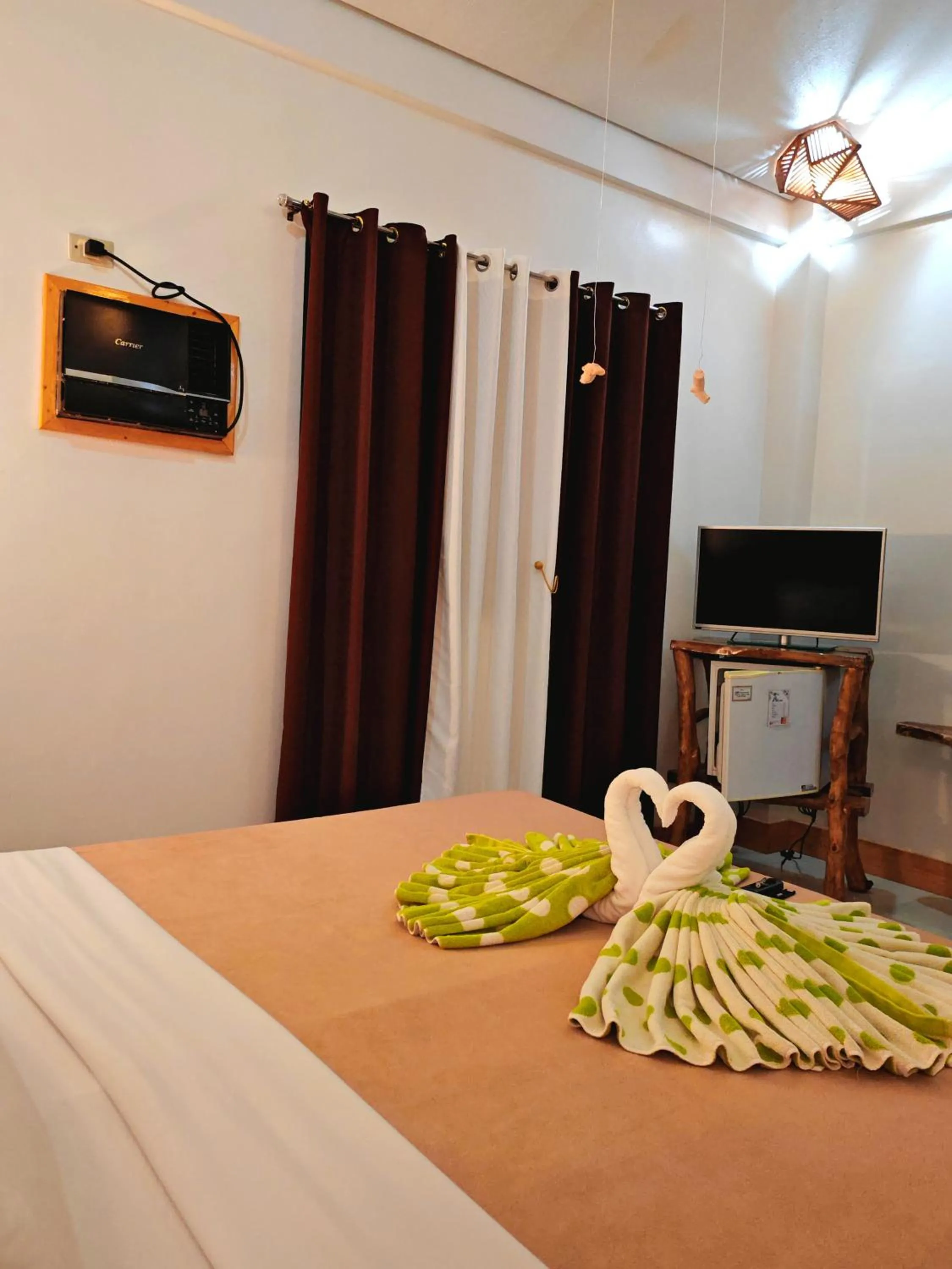 Bedroom, Bed in Cocoloco Beach Resort