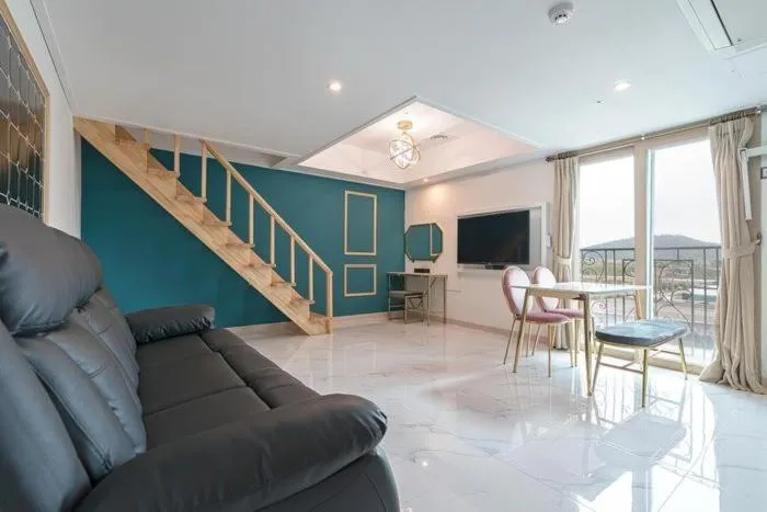 The Bay Hotel and Pool Villa