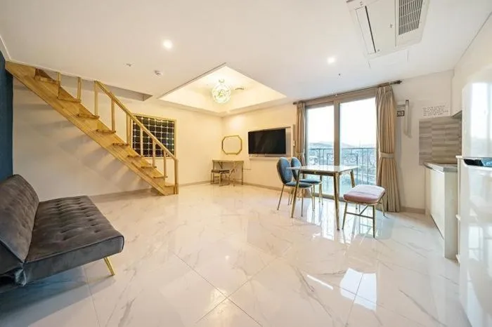 The Bay Hotel and Pool Villa