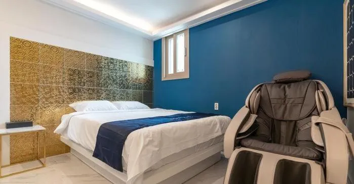 The Bay Hotel and Pool Villa