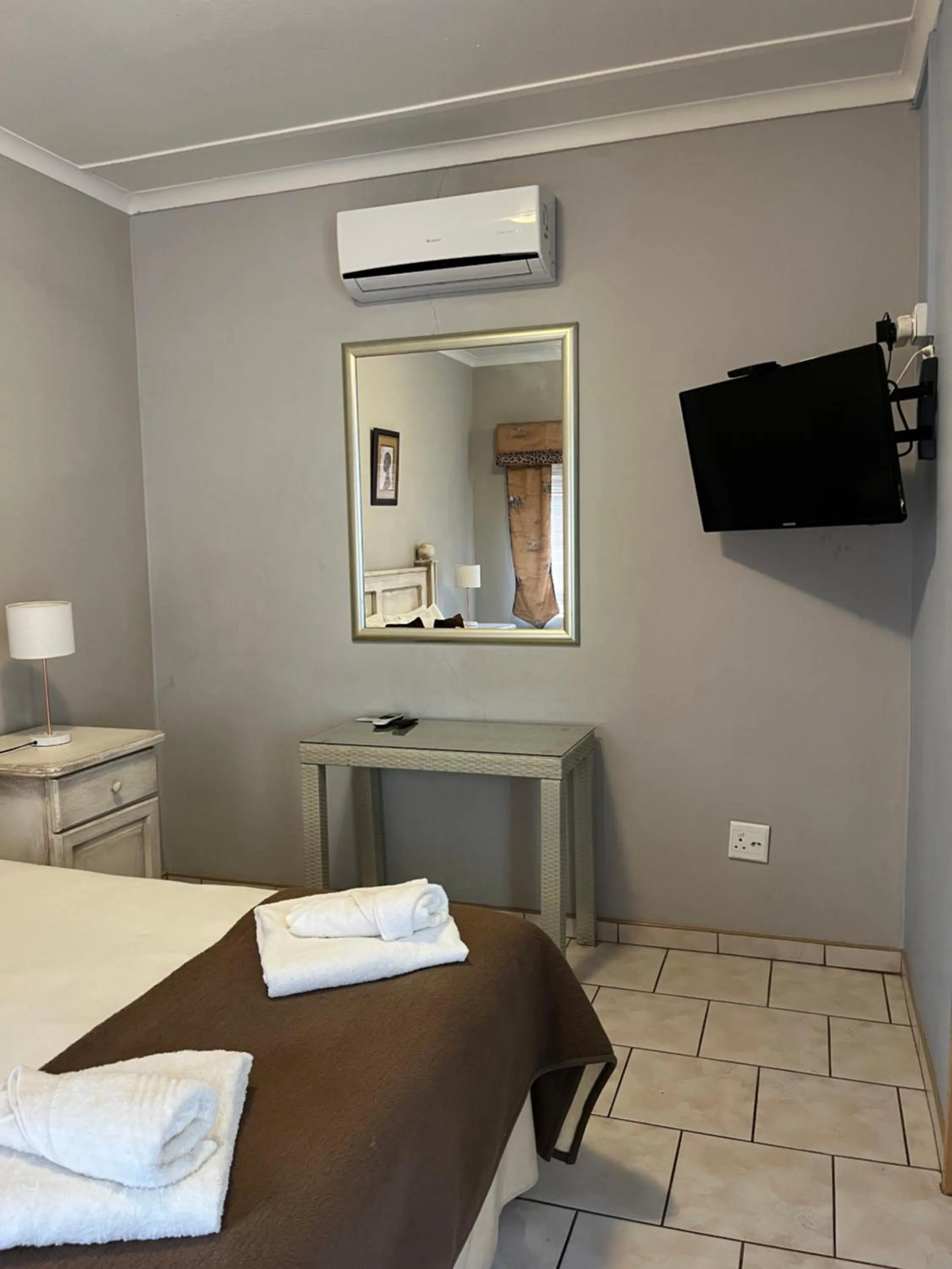 Bedroom, Bed in Hotel Pension Casa Africana