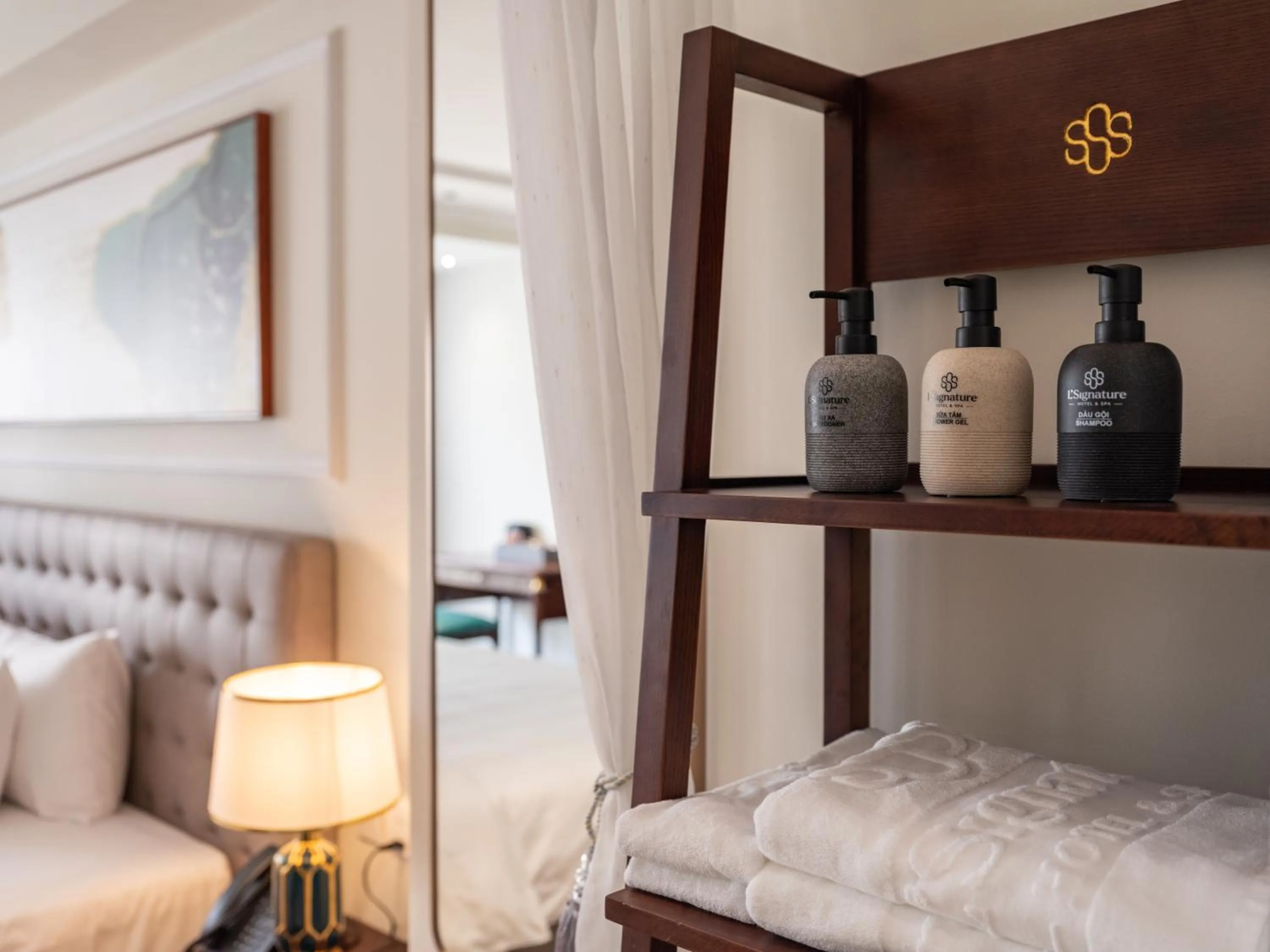 Bathroom, Bed in L'Signature Hotel & Spa