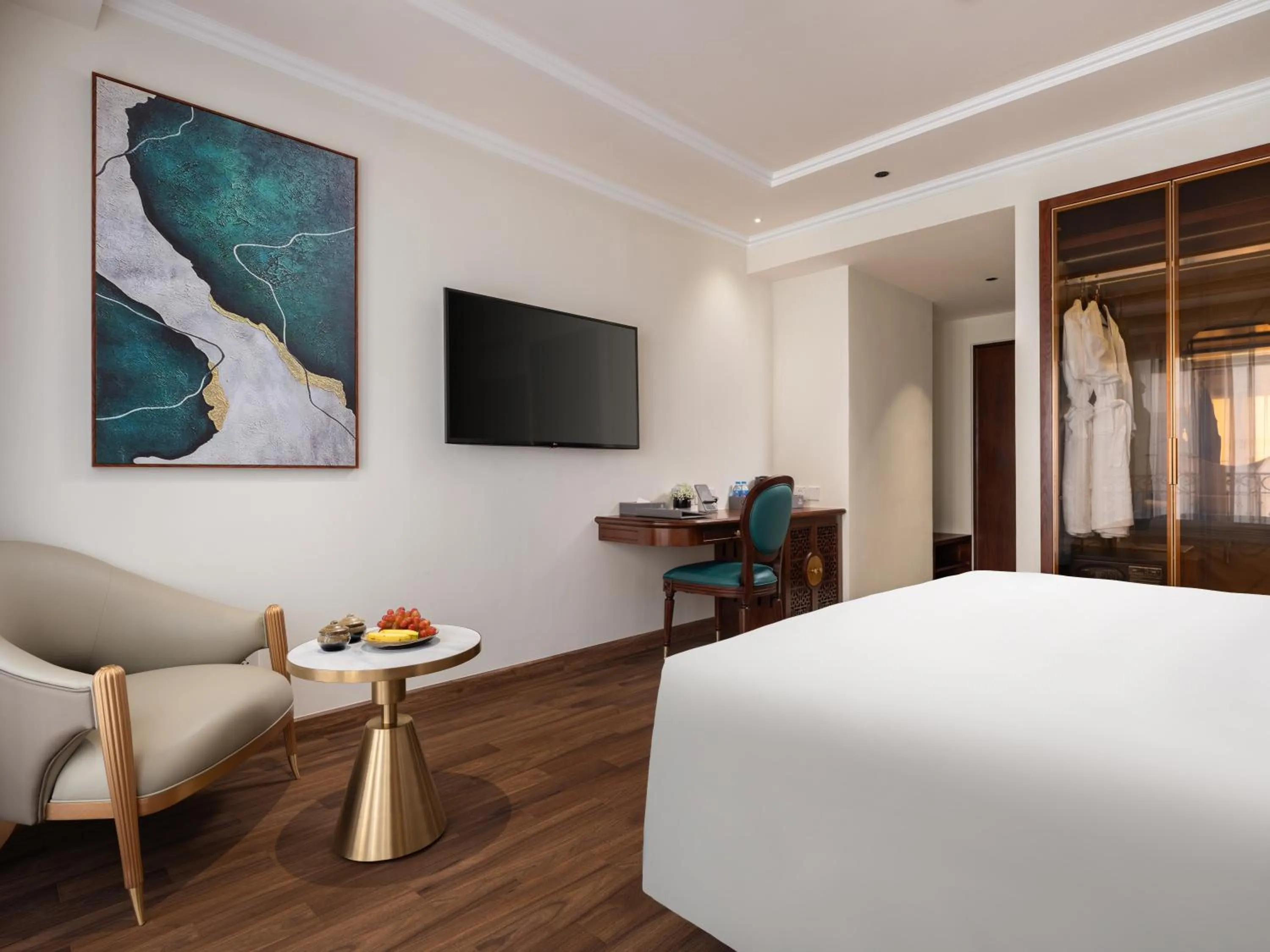 Bedroom, Bed in L'Signature Hotel & Spa