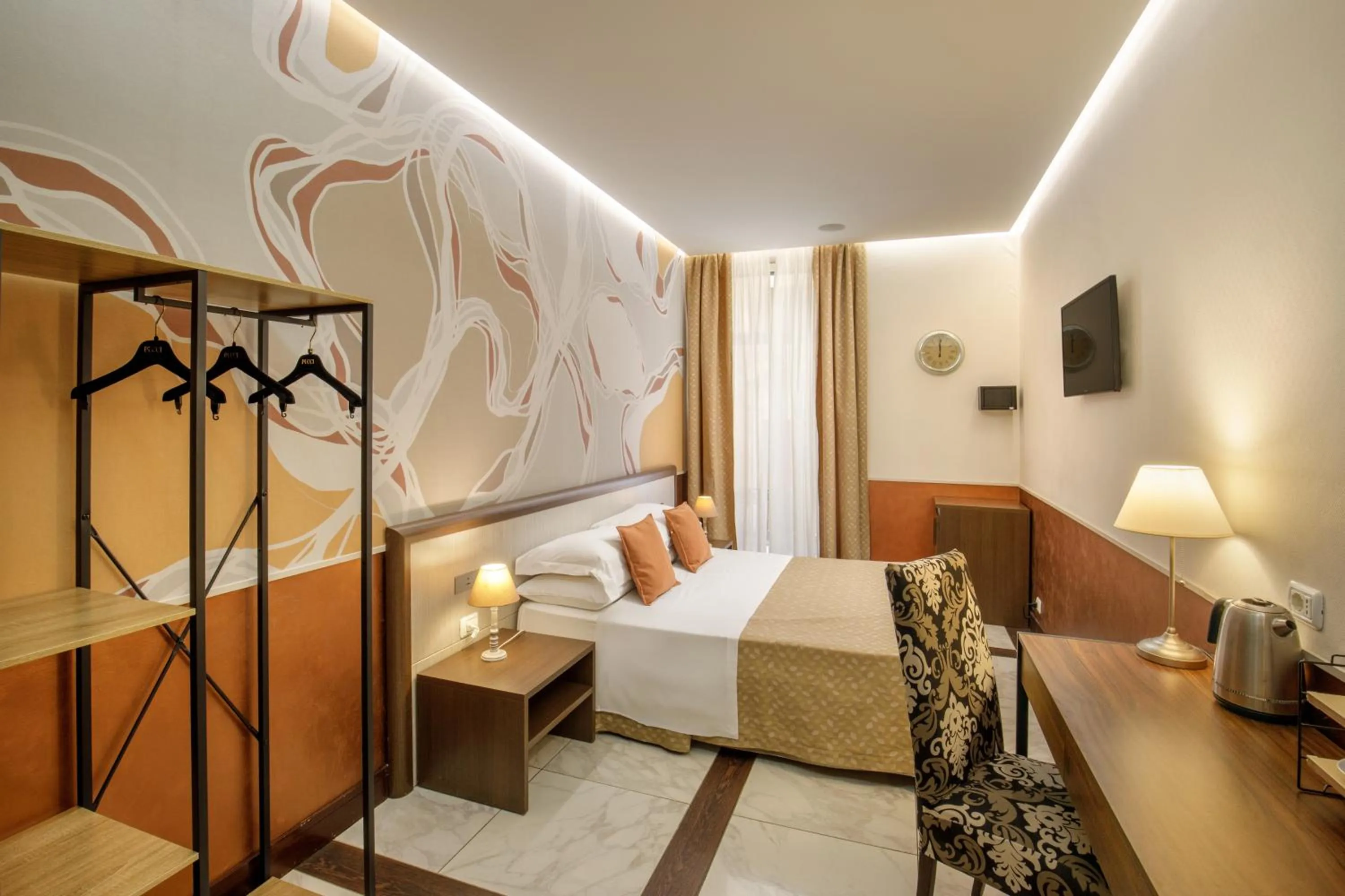 Bedroom, Bed in Corso Grand Suite