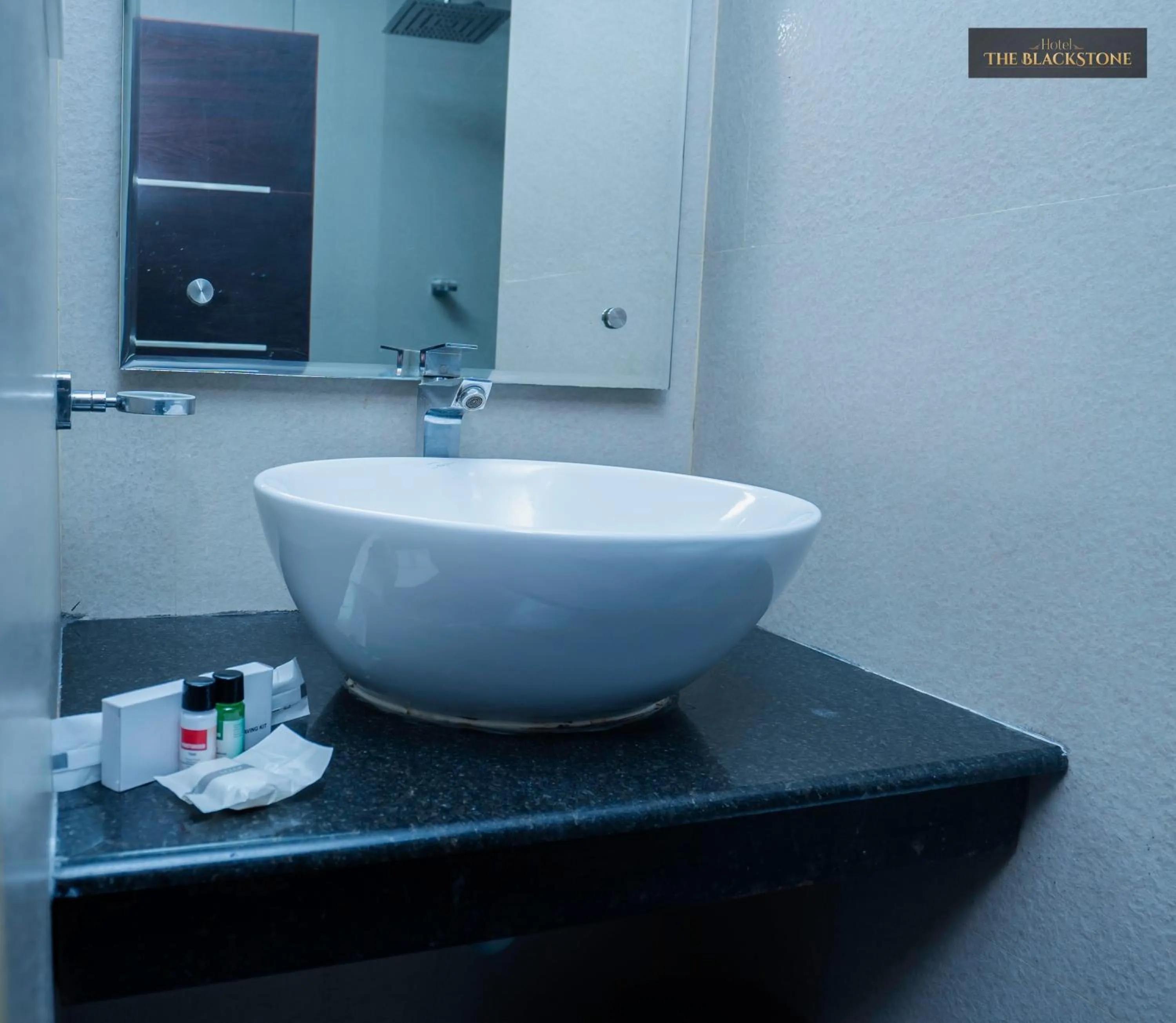 Bathroom in Hotel The Black Stone