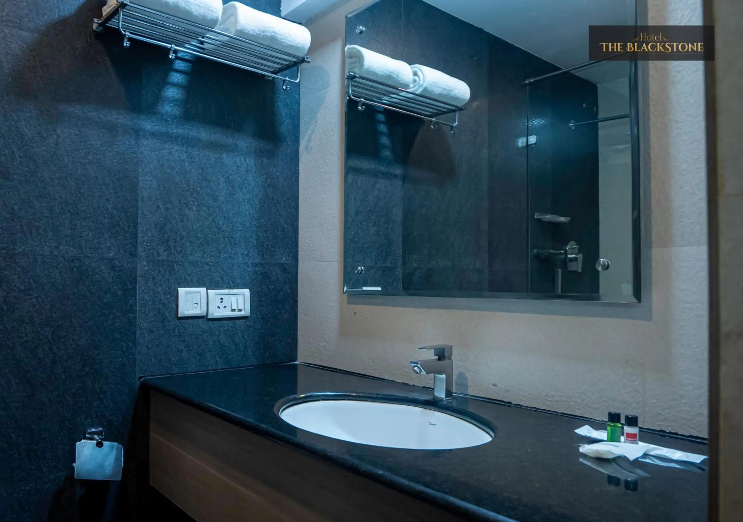 Bathroom in Hotel The Black Stone