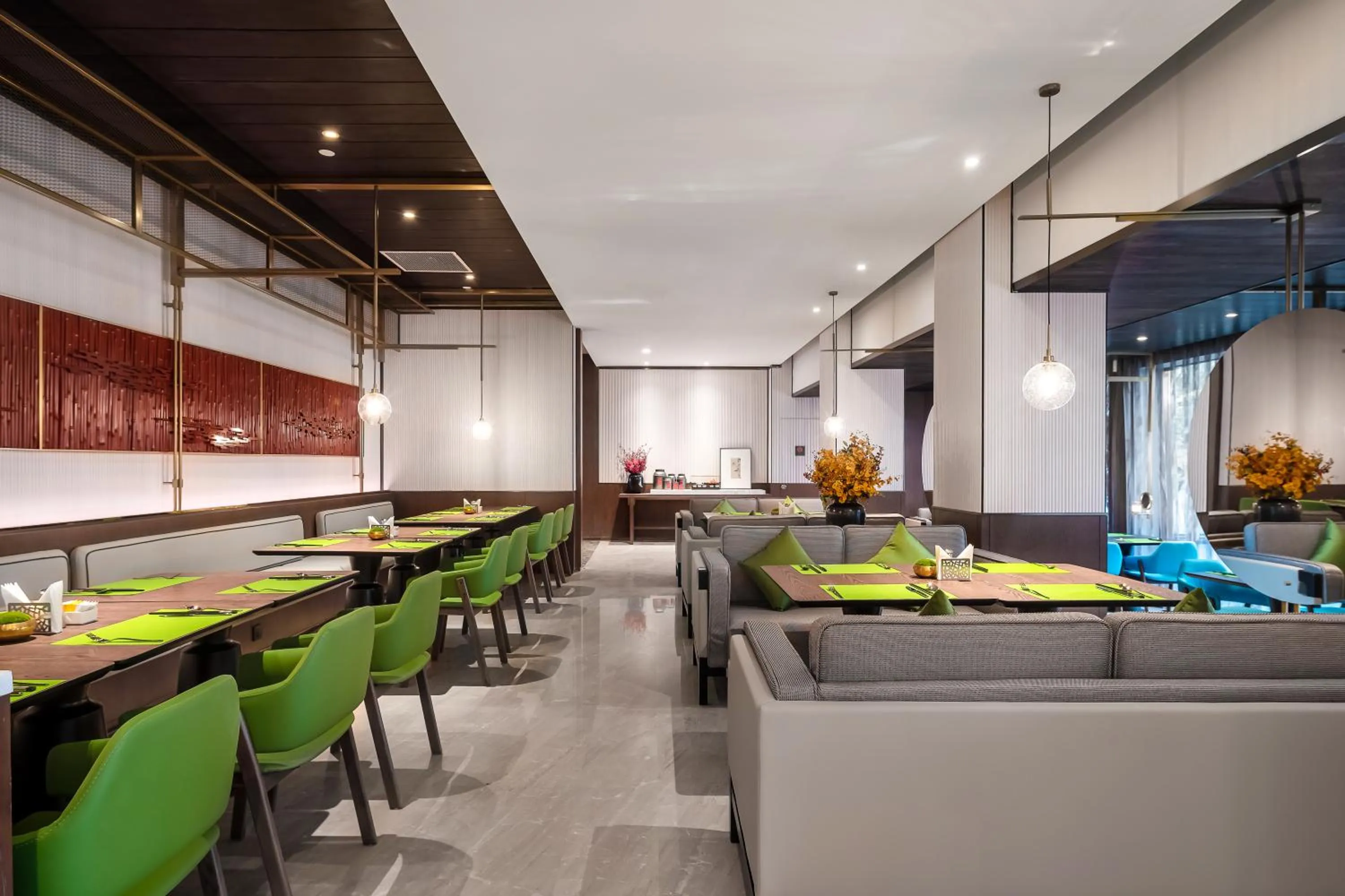 Restaurant/places to eat in Hampton by Hilton Hangzhou West Lake