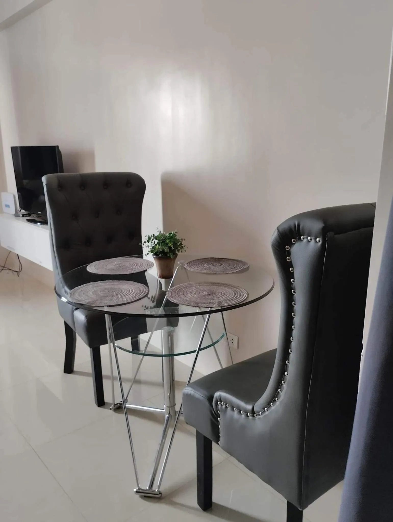 Dining area in One Palm Tree Villas