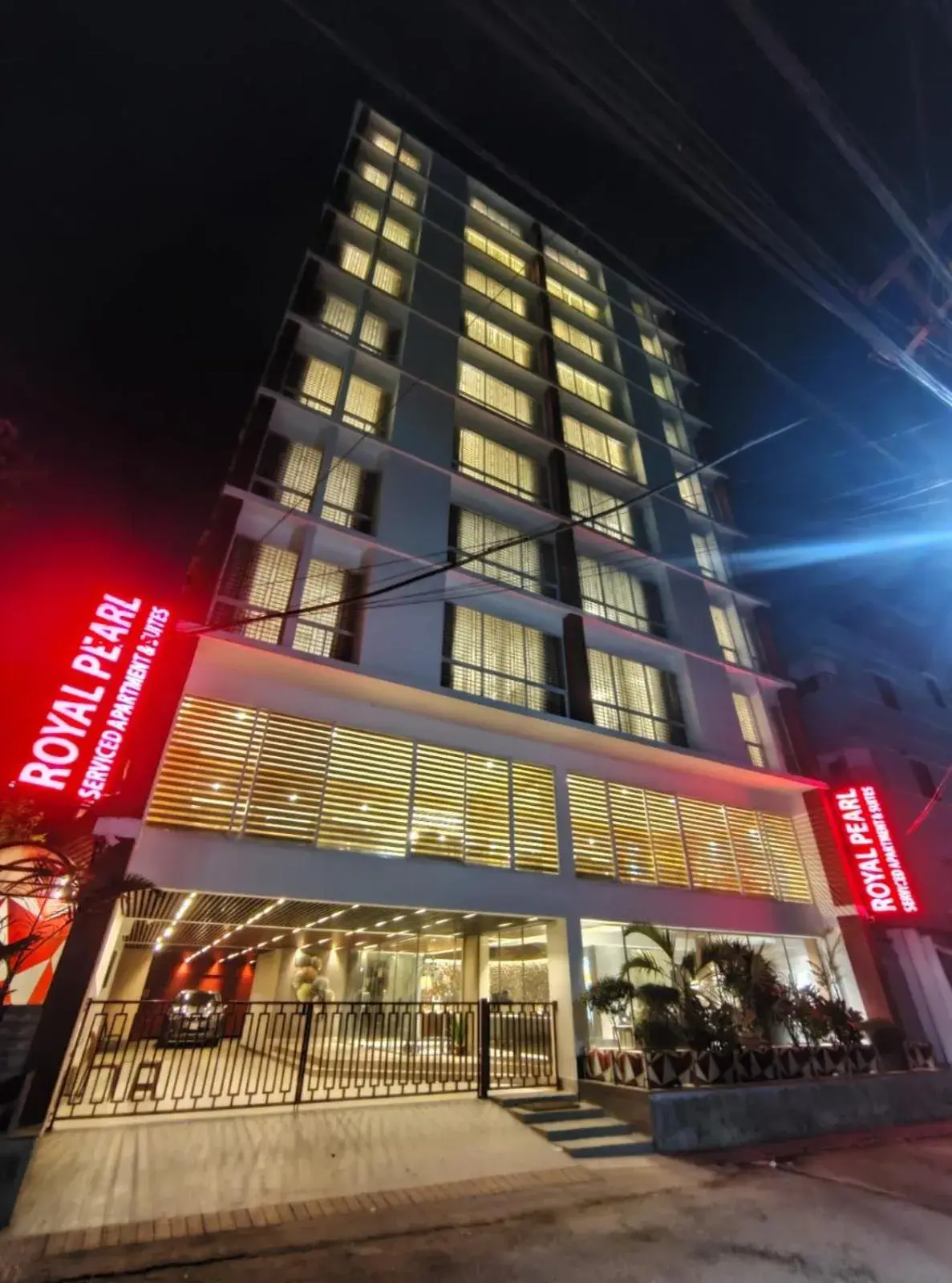 Royal Pearl Suites Royal Pearl Suites