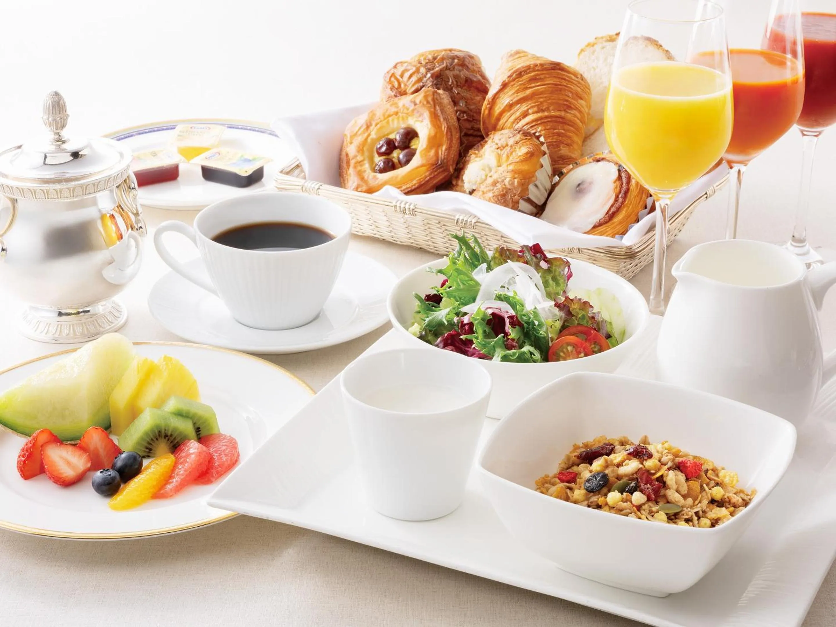 Breakfast in Hotel Hankyu International