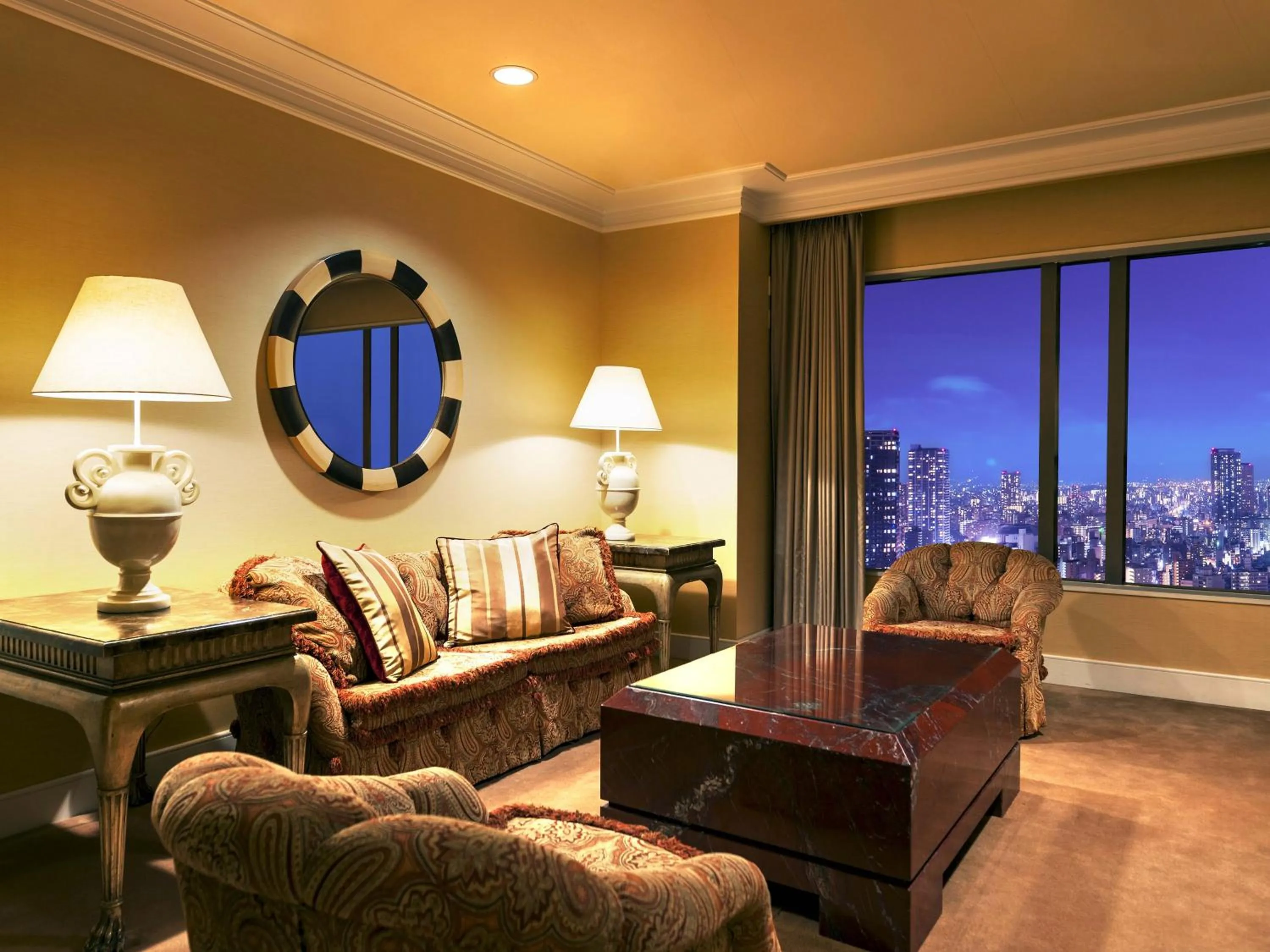 Living room in Hotel Hankyu International