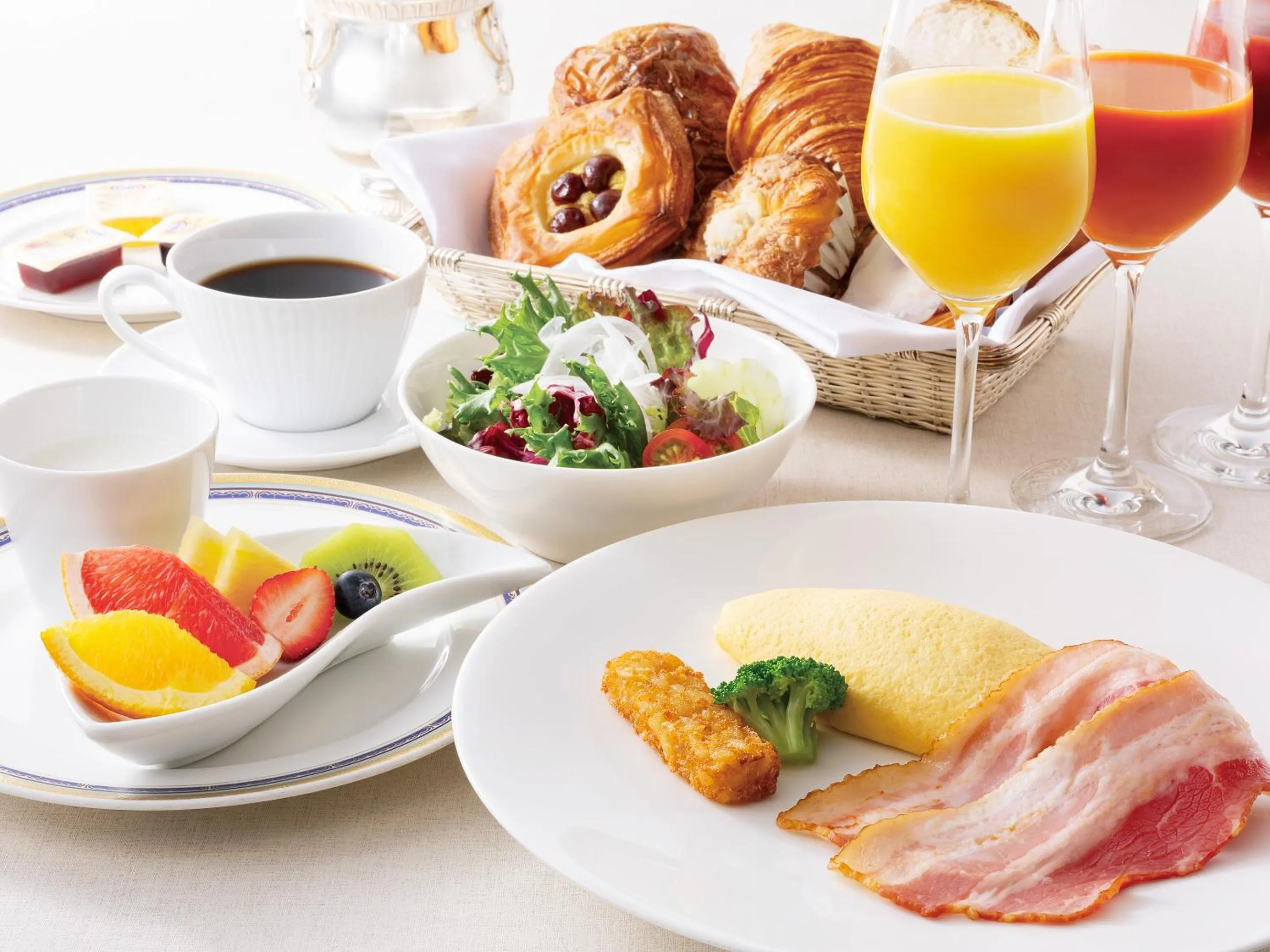 Breakfast in Hotel Hankyu International