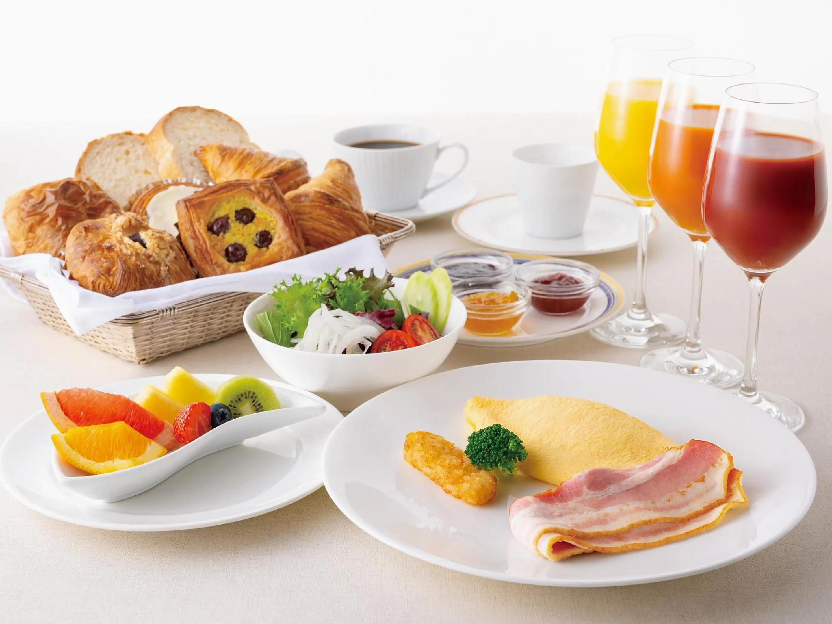 Breakfast in Hotel Hankyu International