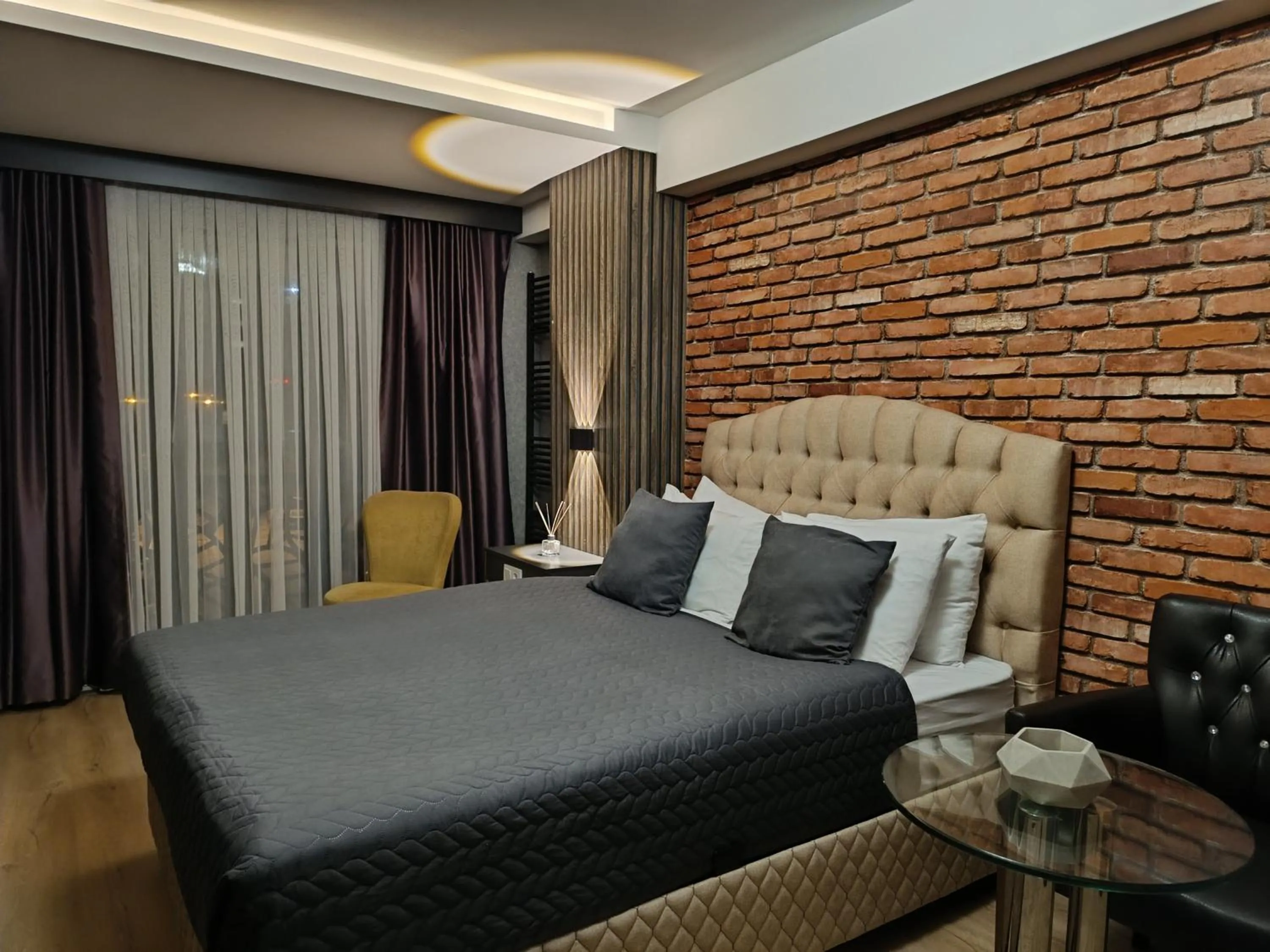 Bed in Nomad Hub Istanbul Residence