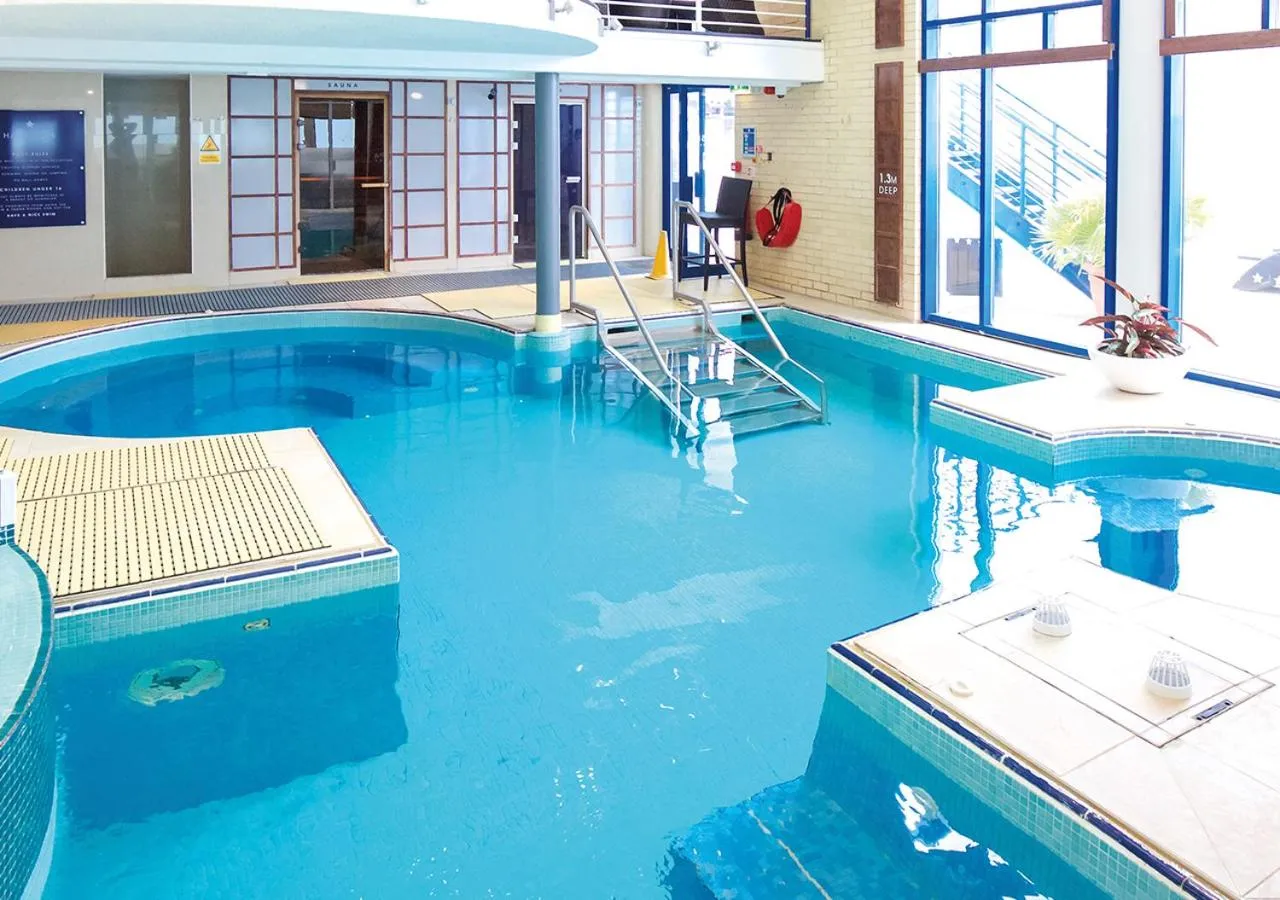 Swimming pool in Haven Hotel