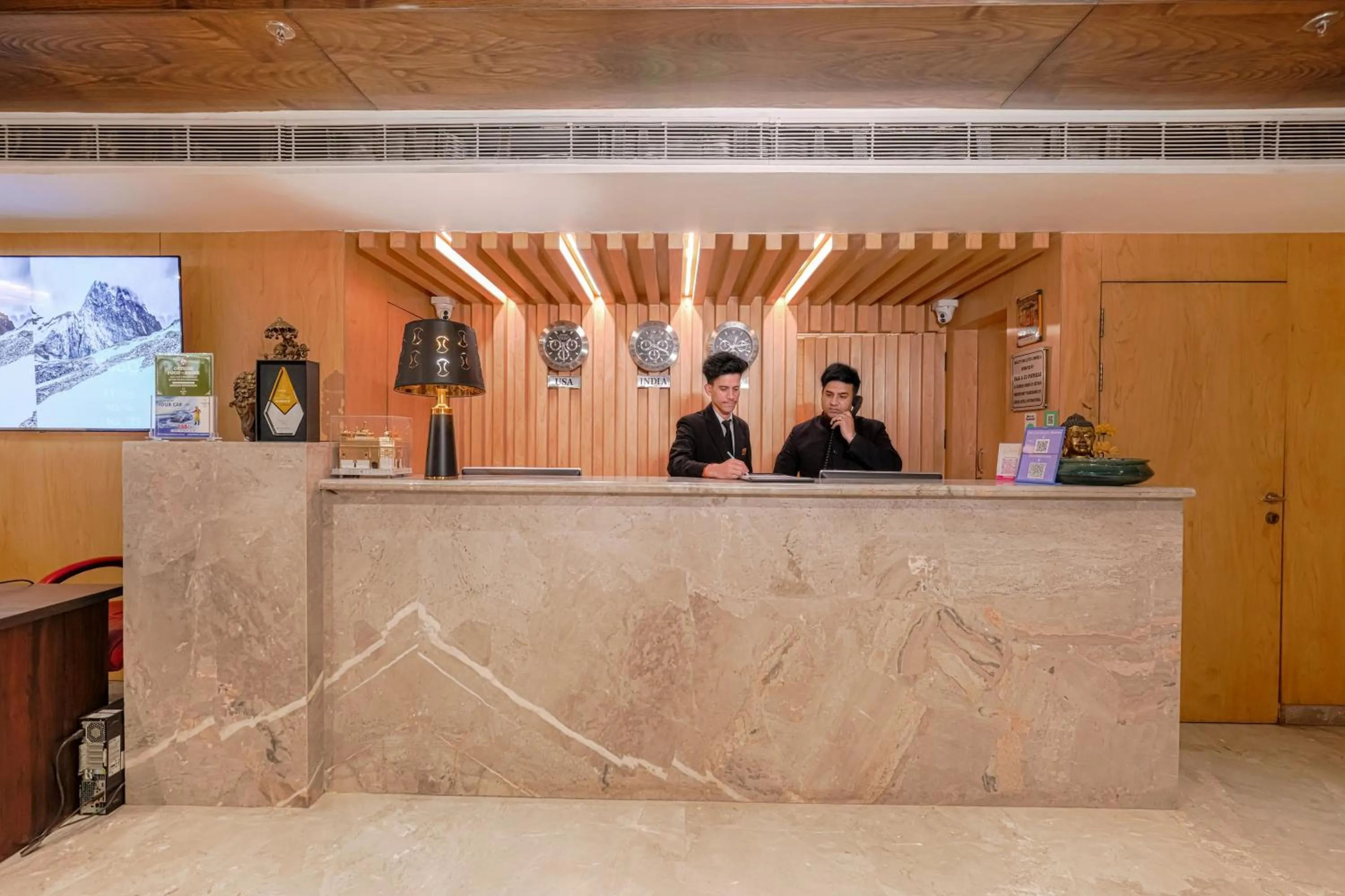 Lobby or reception in Quality Inn Elite Levelup Boutique